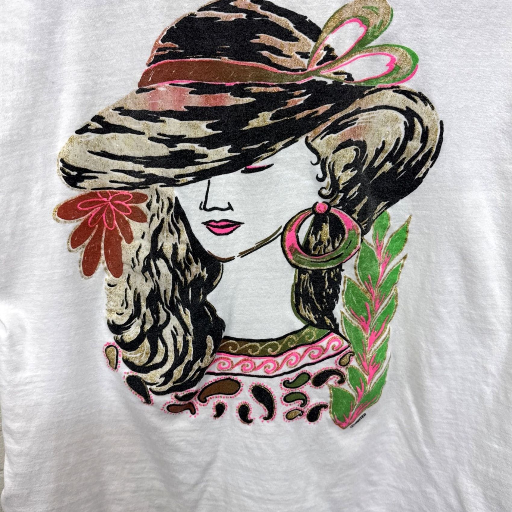 Vintage VINTAGE Wearable Art Tee White Single Stitch T Shirt 90s Women in Sun Hat Hot T XL Unisex Graphic Tee Sportswear/Beach Womens Mens Size XL / US 12-14 / IT 48-50 - 2 Thumbnail