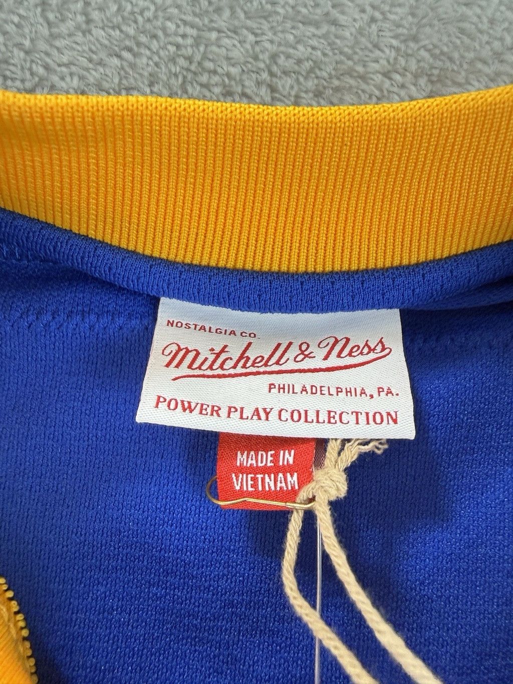 Mitchell & Ness Mitchell And Ness NWT Men's Sz L Wayne Gretzky 1995/96 St Lo Size US L / EU 52-54 / 3 - 2 Thumbnail