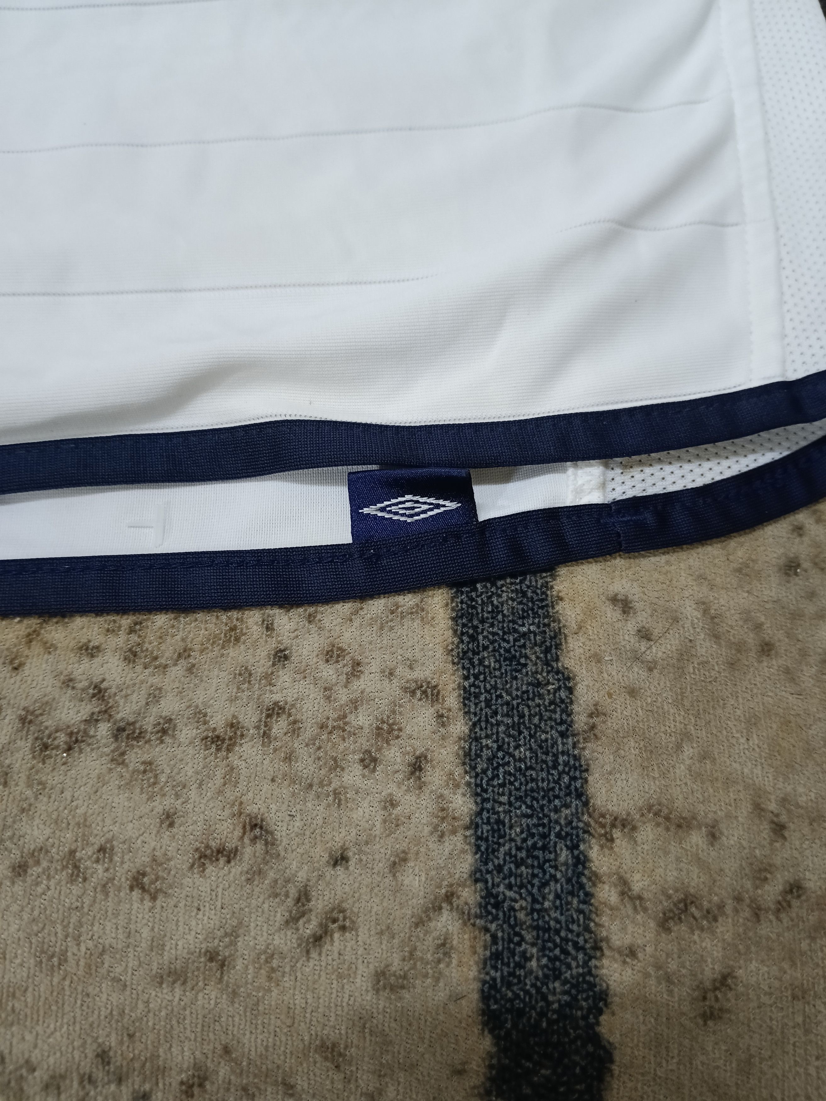 Vintage VINTAGE 2000s ENGLAND JERSEY Size US XL / EU 56 / 4 - 5 Thumbnail