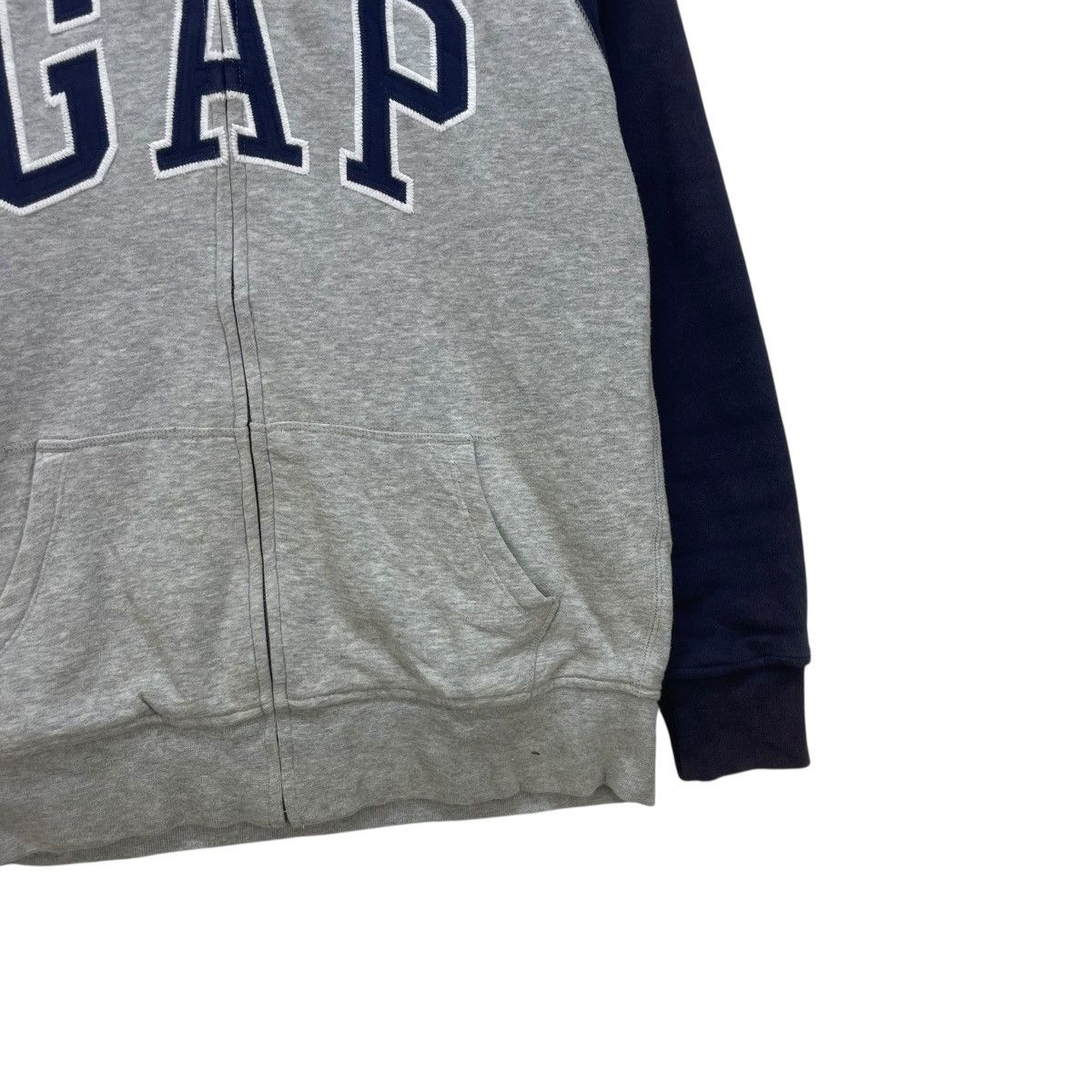 Gap 💥Vintage Gap Kids Spellout Logo Size US M / EU 48-50 / 2 - 5 Thumbnail
