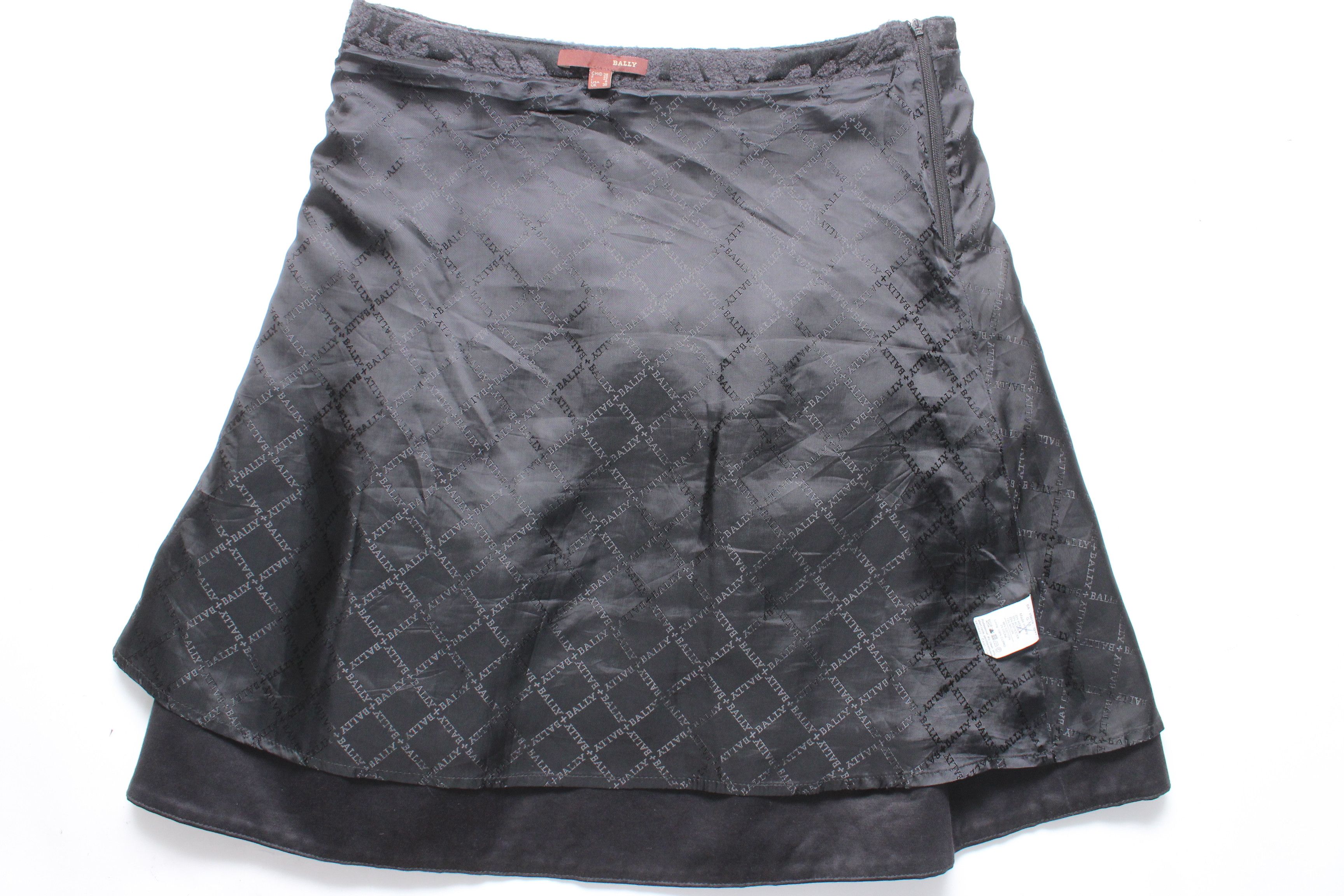 Bally Bally Skirt Wool Size US8 Authentic Hype Rare Vintage Size 30" / US 8 / IT 44 - 9 Thumbnail
