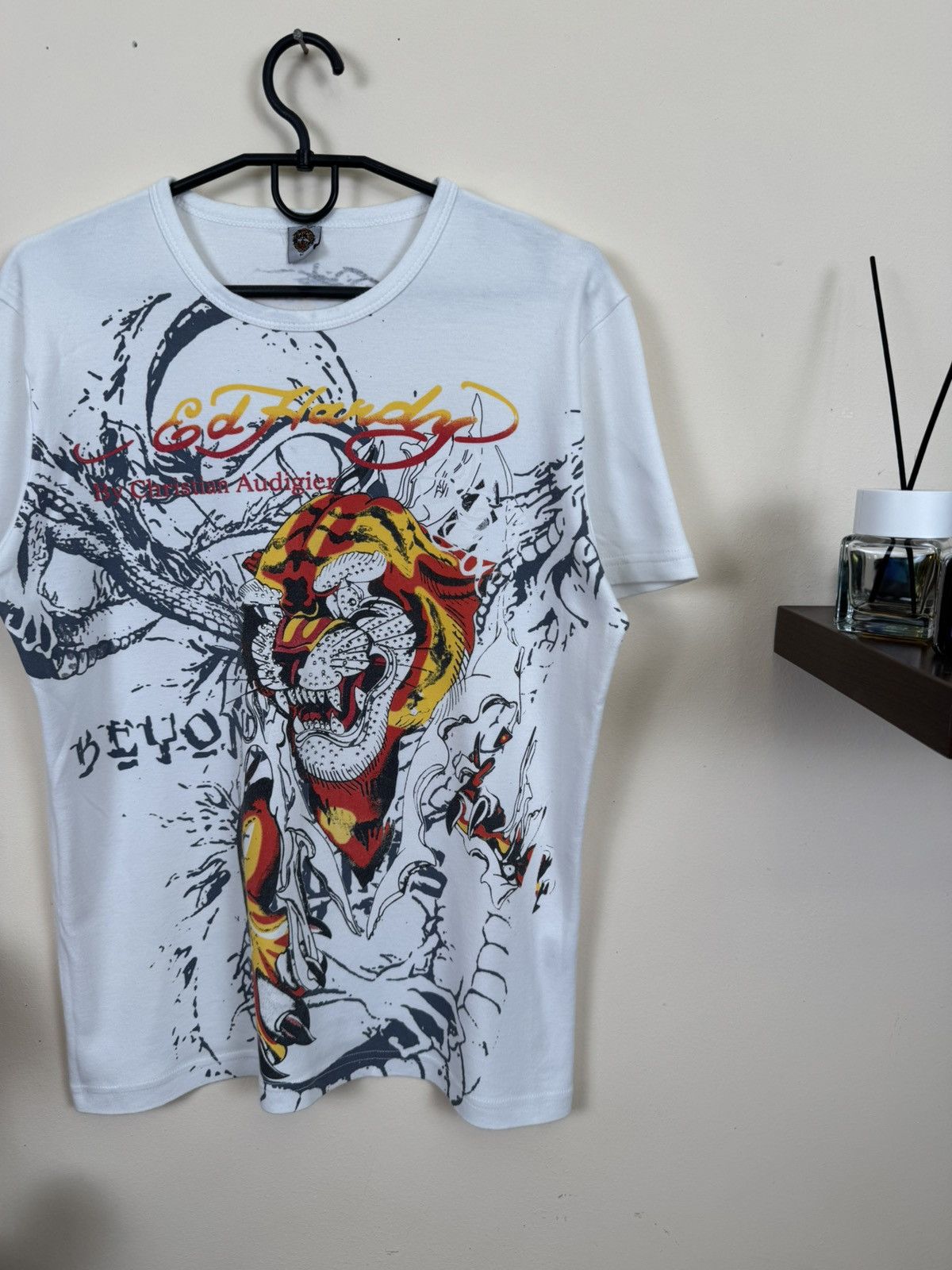 Ed Hardy Vintage Ed Hardy T shirt Tiger Snake Tattoo Y2K L White Size US L / EU 52-54 / 3 - 5 Thumbnail