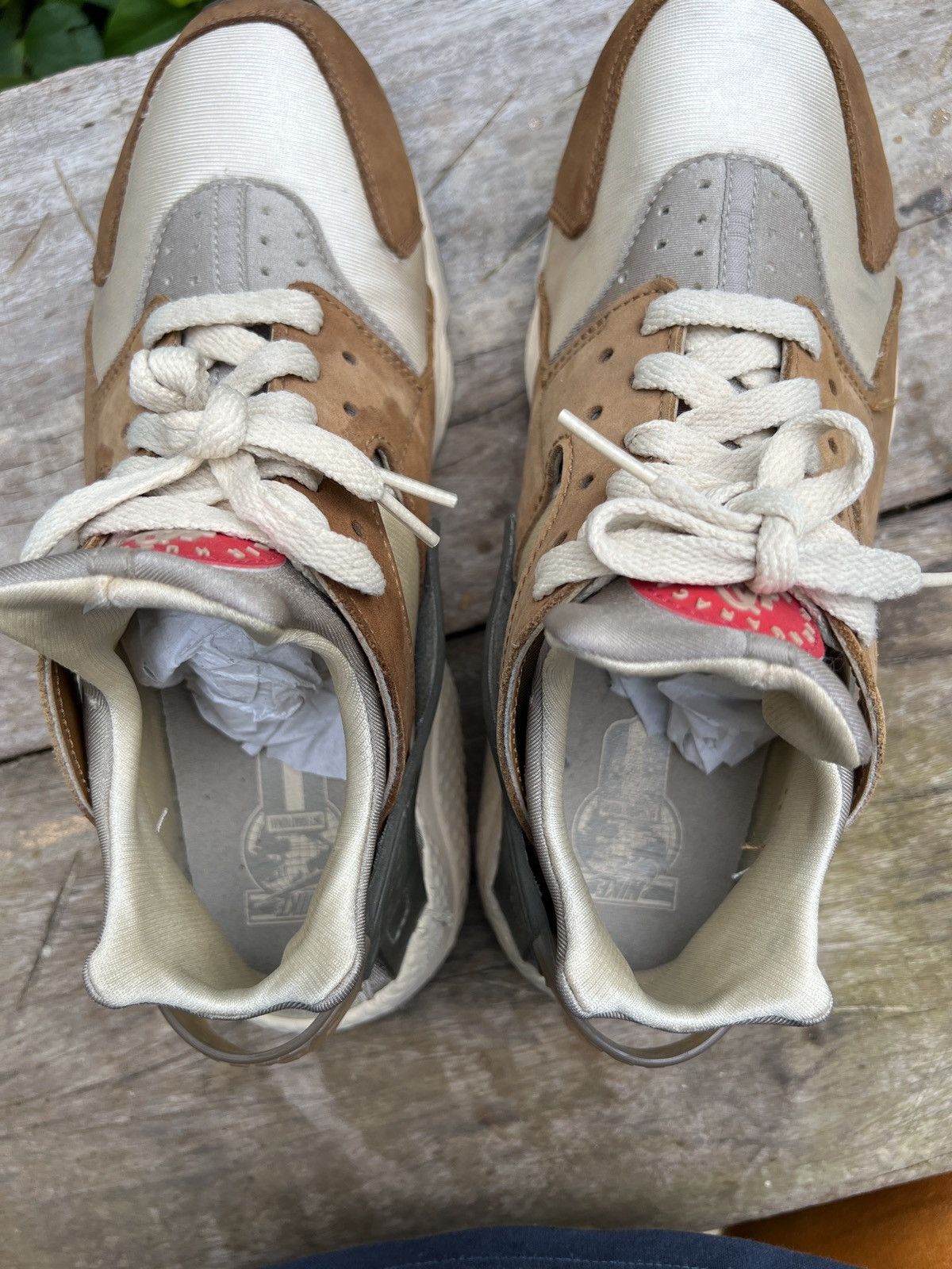 Nike × Stussy Nike Air Huarache Stussy Desert Oak DD1381-200 Size US 8.5 / EU 41-42 - 6 Thumbnail