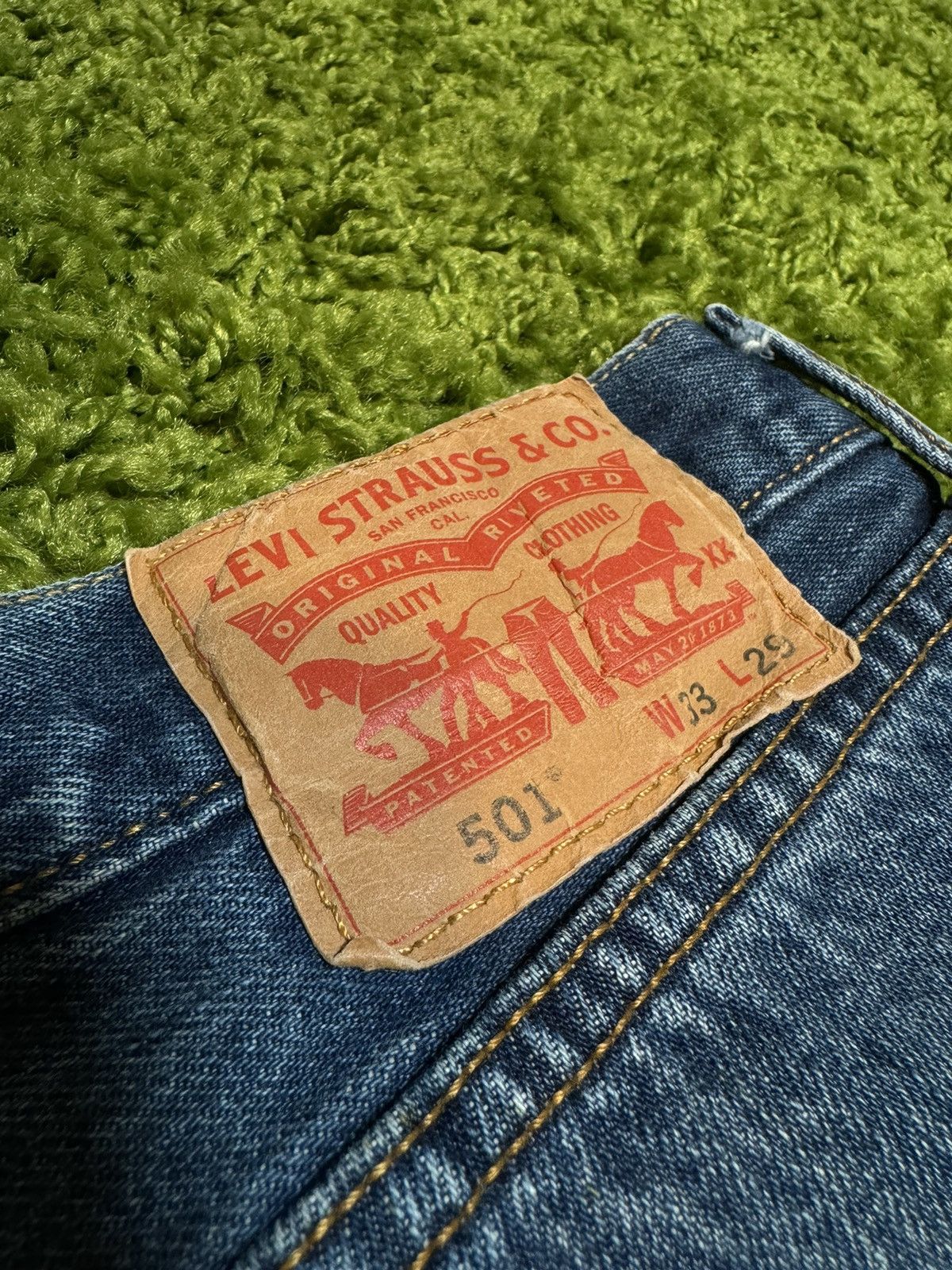 Levi's Levi’s 501 Denim Jeans Size US 33 - 3 Thumbnail