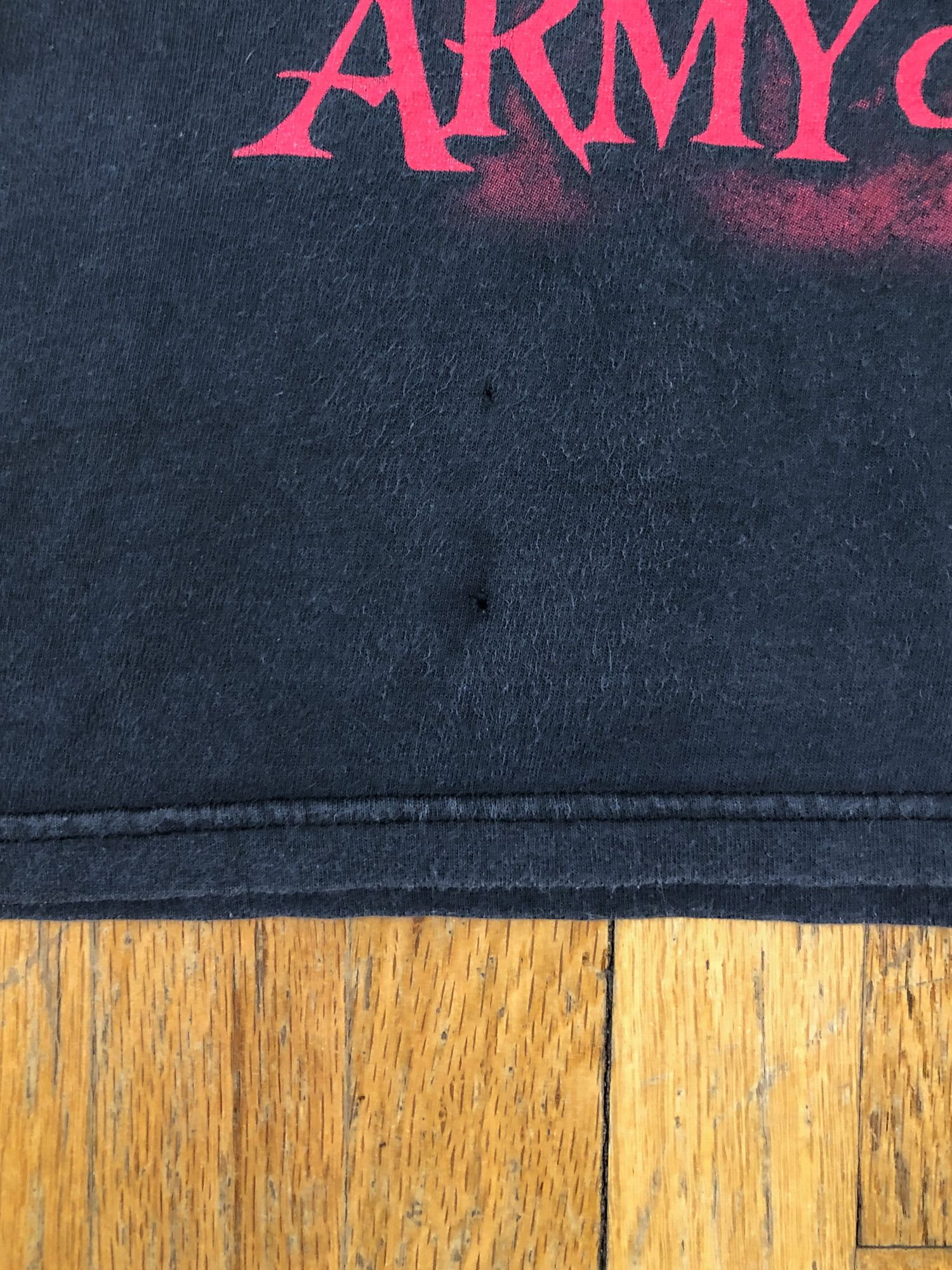 Vintage 1993 Faded 'Army of Darkness' Horror T-Shirt Size US XL / EU 56 / 4 - 7 Thumbnail