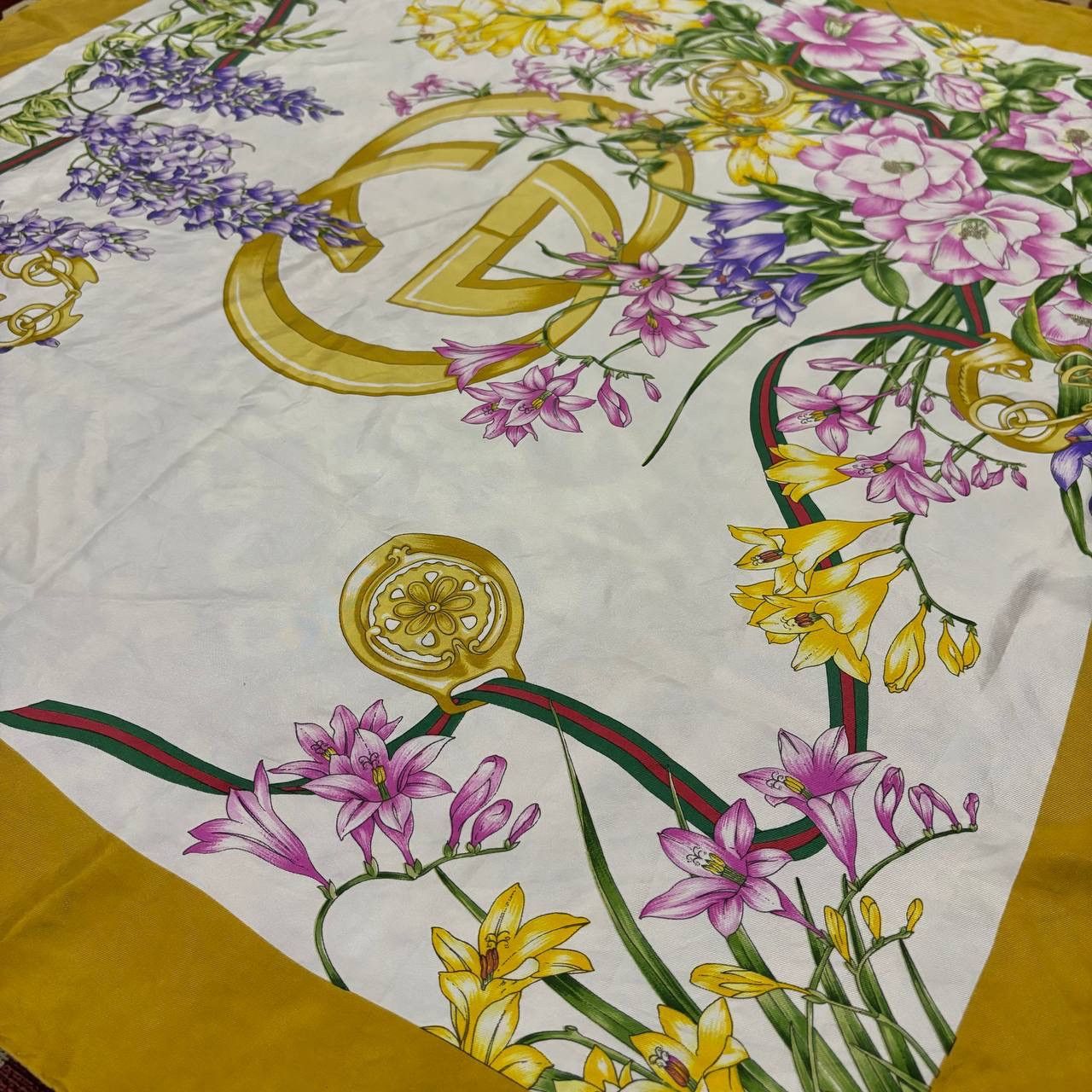 Gucci Vintage Gucci Flora Silk Scarf Yellow Wisteria Flower Logo Size ONE SIZE - 4 Thumbnail