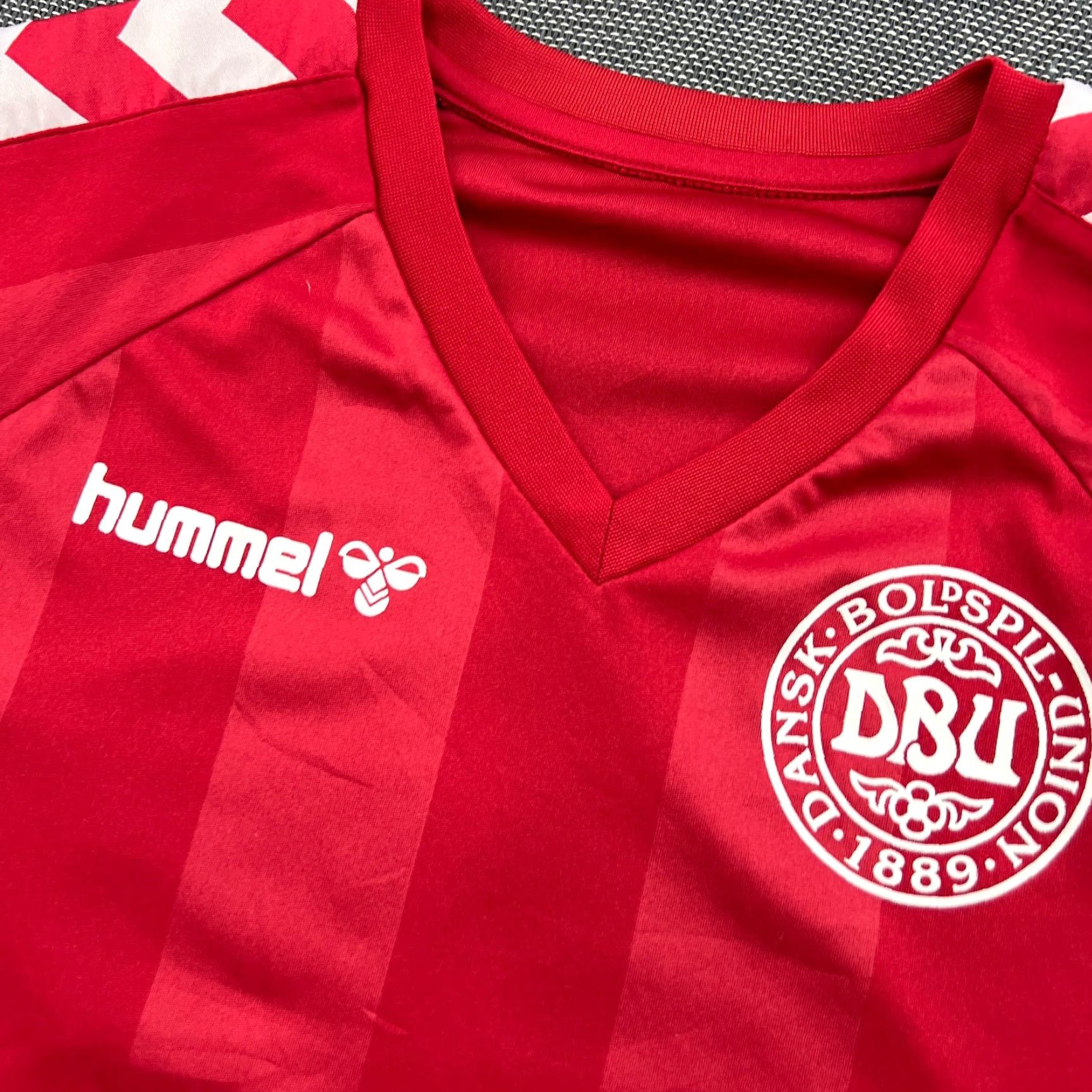 Hummel Hummel Denmark 1983-1984 Home Jersey Football Mens XS Re-Issue Adult Shirt Retro Shirt XS Red Football Mens XS Red Jersey Polo Shirts Nike Size US XS / EU 42 / 0 - 3 Thumbnail