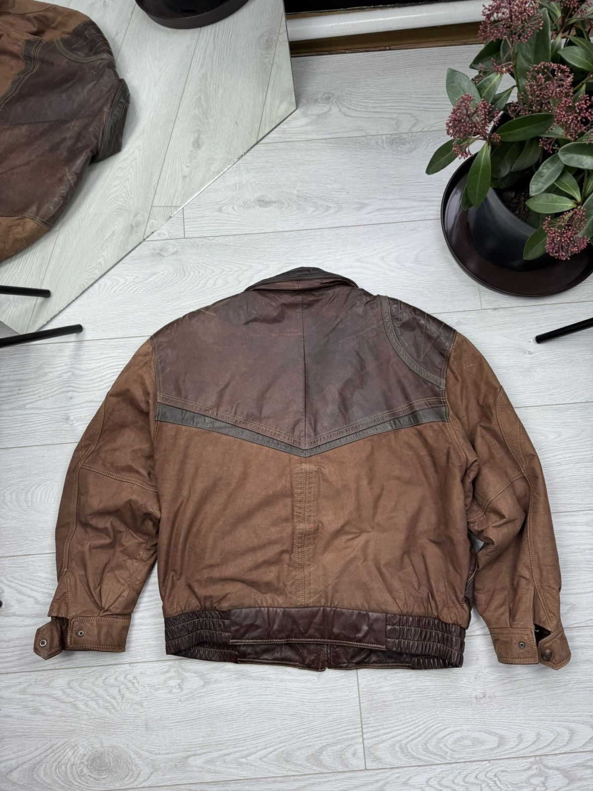 Hysteric Glamour CRAZY RICK OWENS STYLE SUEDE LEATHER JACKET FUR HOOD SWAG Size US M / EU 48-50 / 2 - 8 Thumbnail