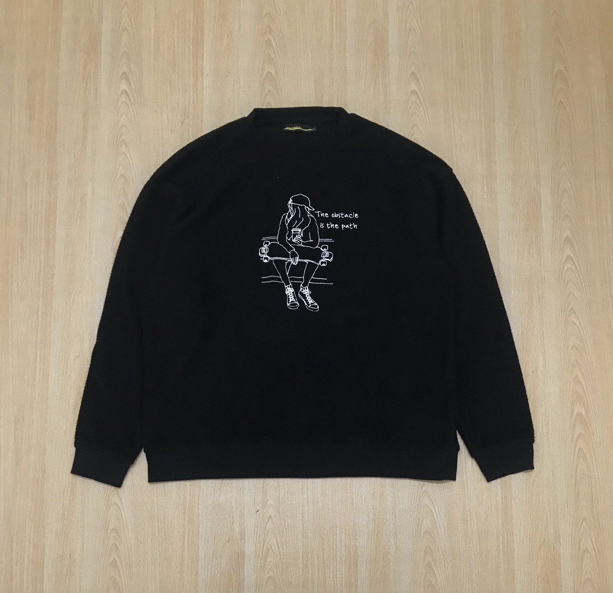 image of Vintage Streetwear Skateboard Sweatshirt Skateboard in Black, Men's (Size Large)