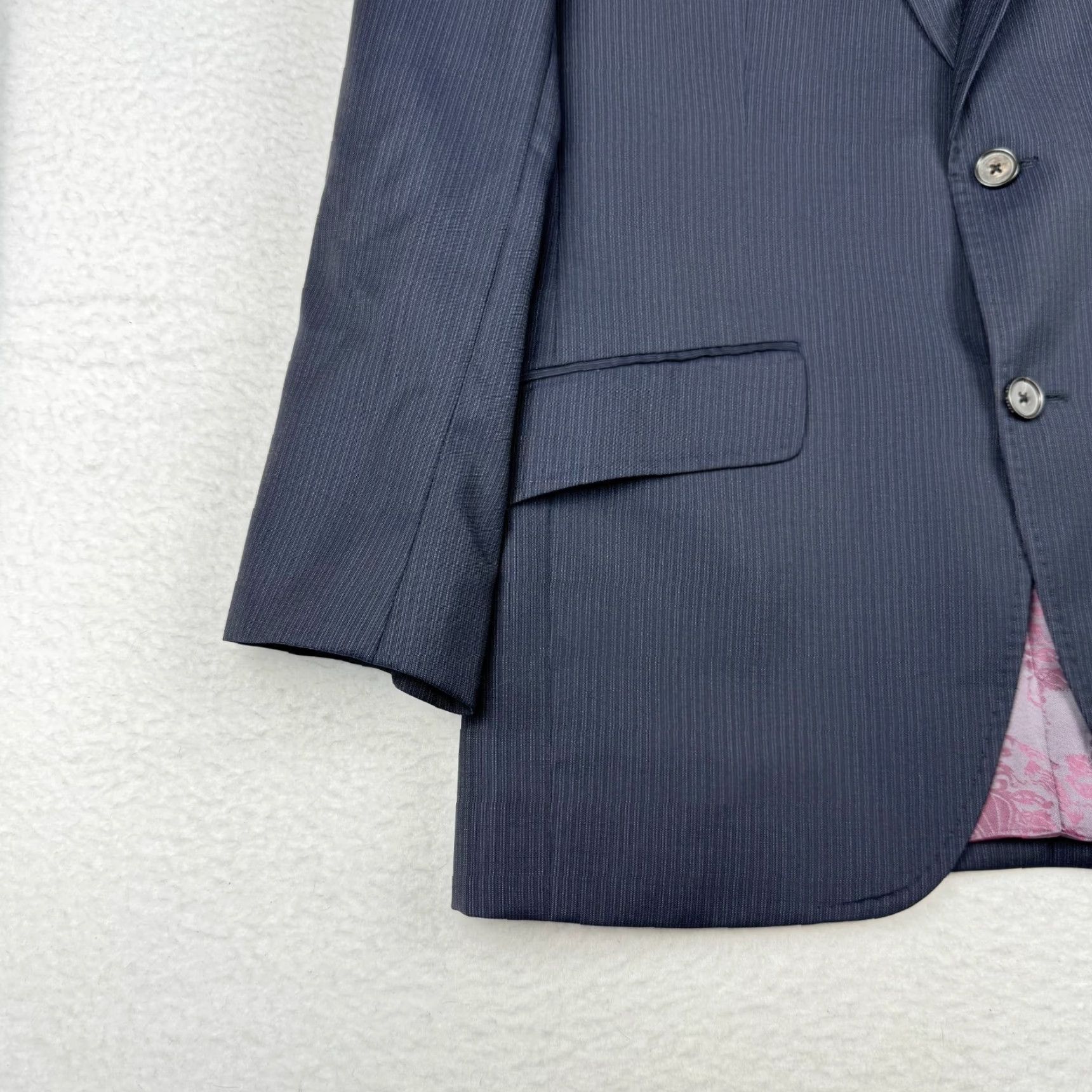 Ted Baker Ted Baker Blazer / Jacket Dark Blue Striped 2 Piece Endurance ~40R Regular Fit Notch Lapel Double-Vented Four-Button Six-piece? Size 40R - 2 Thumbnail