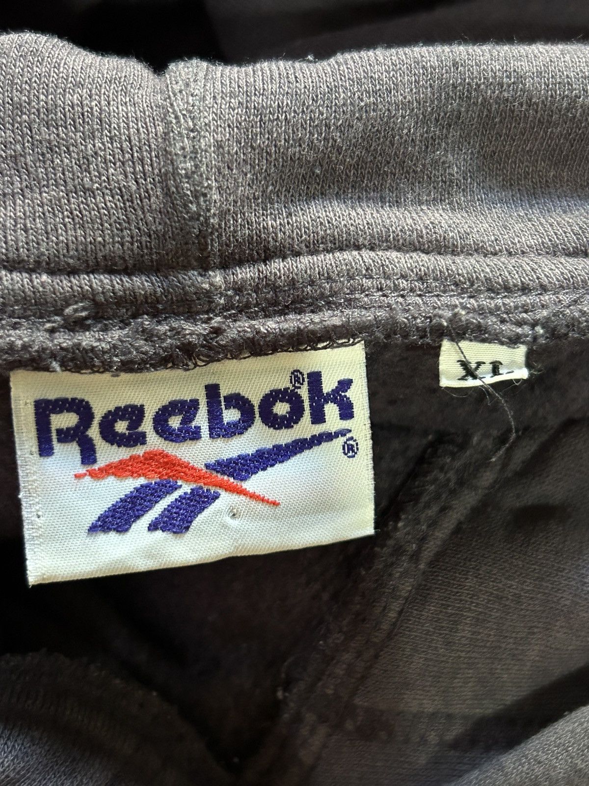Reebok Vintage Faded Reebok Embroidery Logo in Large Size Size US L / EU 52-54 / 3 - 5 Thumbnail