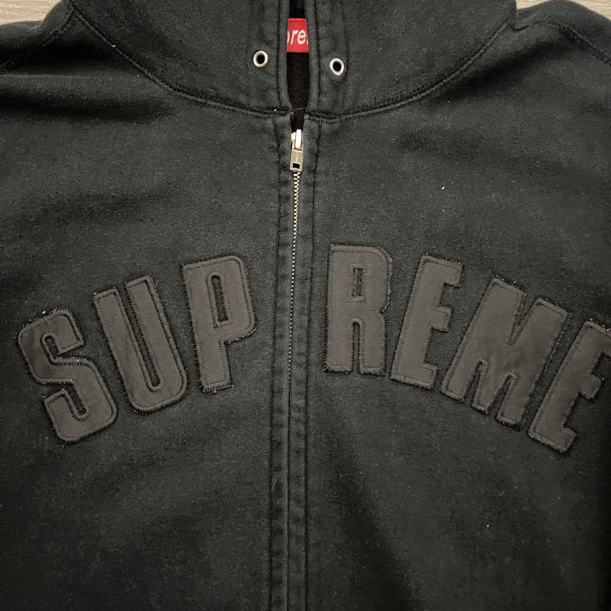 Supreme Vintage Supreme Arc Logo Zip Up Hoodie 1997 Size US L / EU 52-54 / 3 - 3 Thumbnail