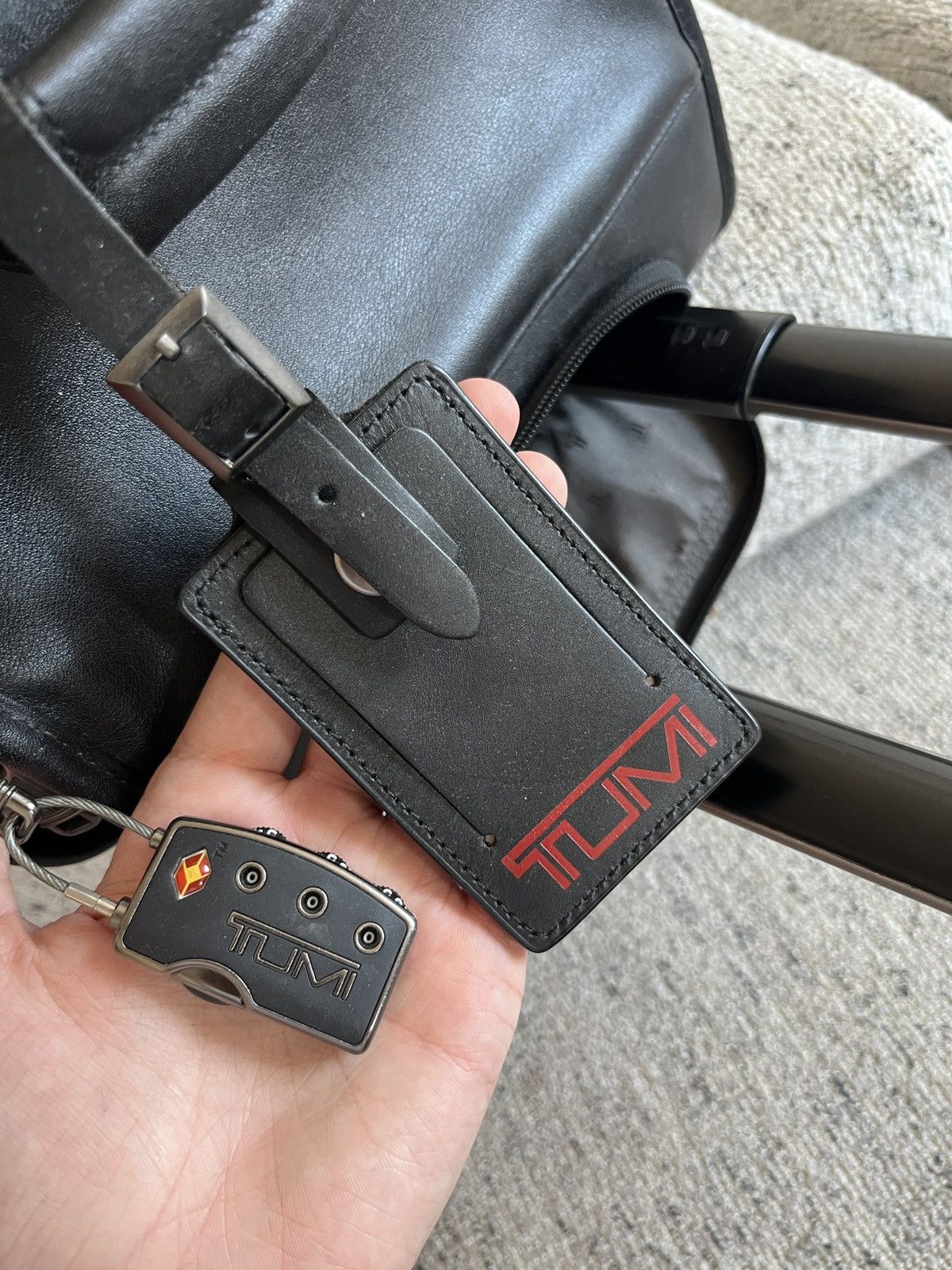 Tumi Tumi luggage Suitcase Size ONE SIZE - 3 Thumbnail