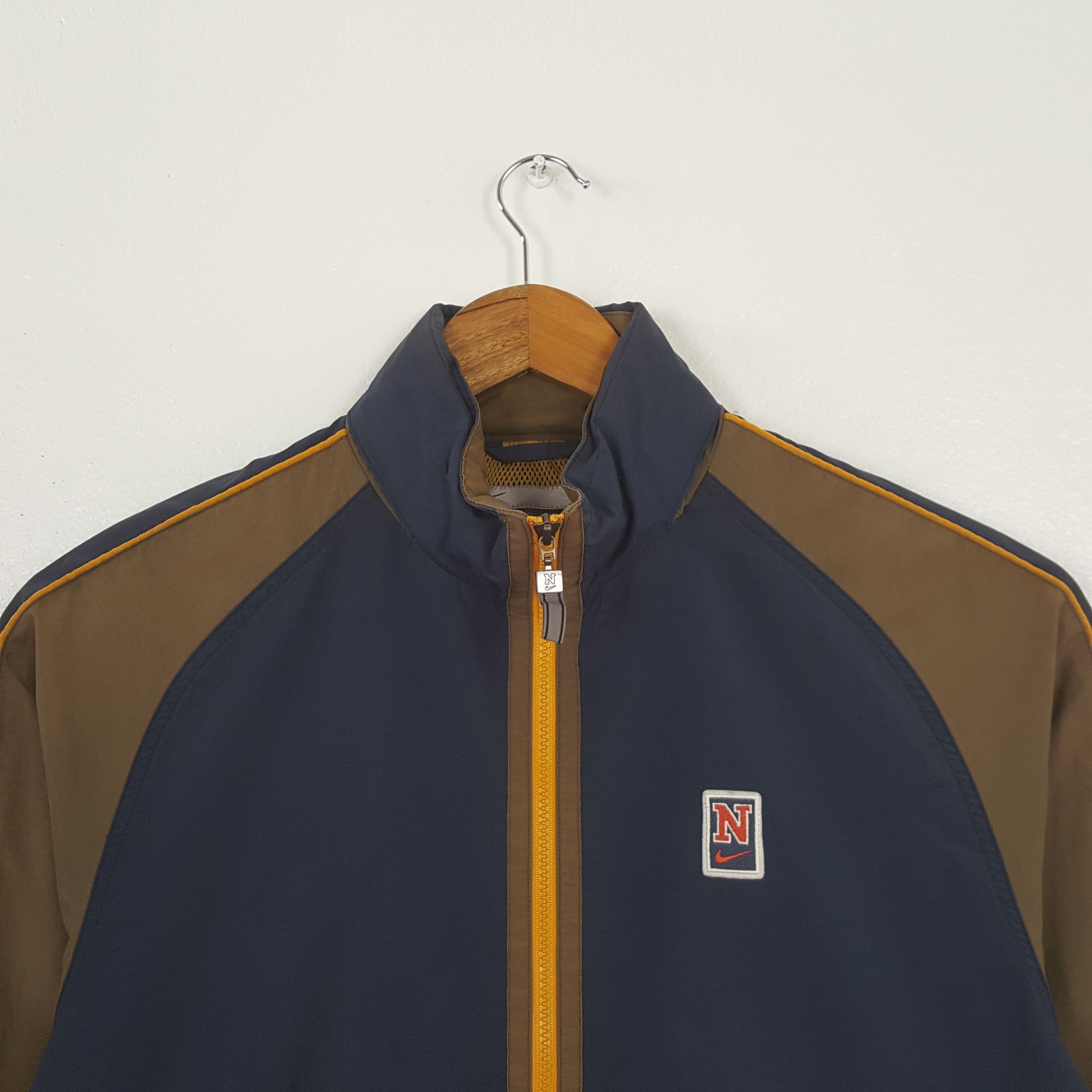 Nike Vintage Nike Sportswear Style Jacket C325N25 Size US M / EU 48-50 / 2 - 2 Thumbnail