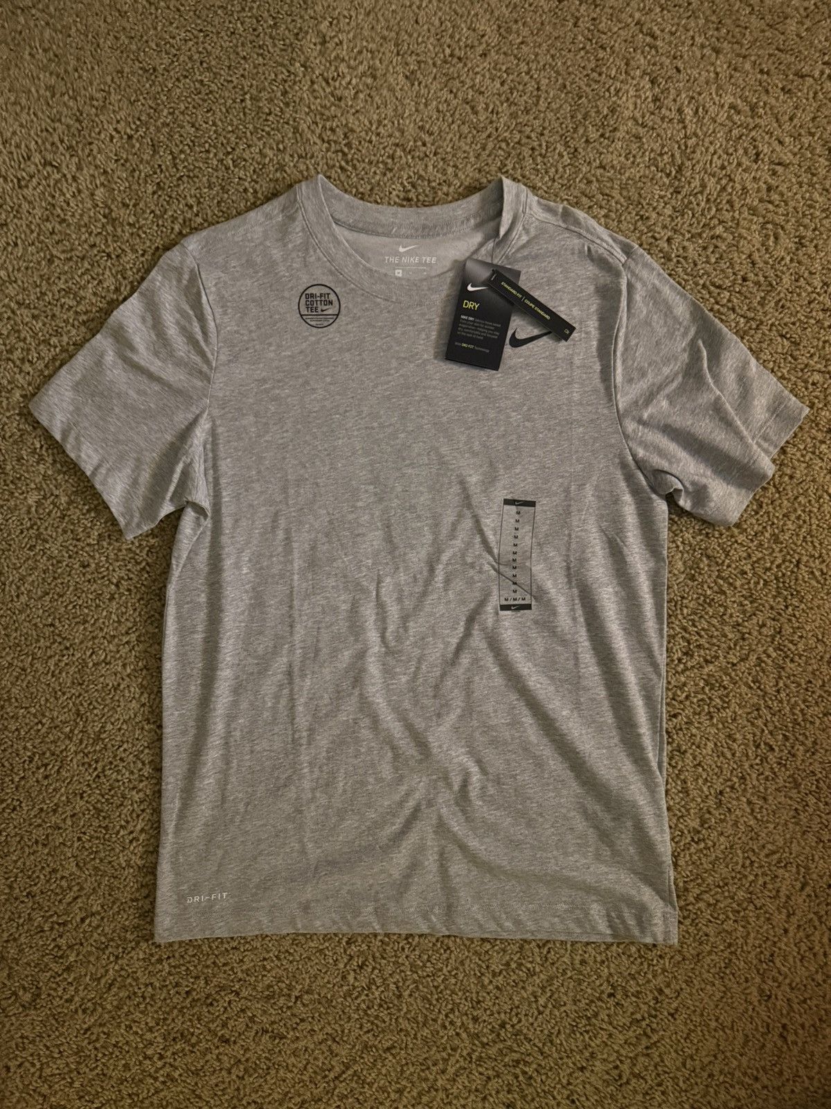 Nike Nike Dri-Fit S/S Shirt Standard Fit NWT AR6029-063 Size US M / EU 48-50 / 2 - 1 Thumbnail