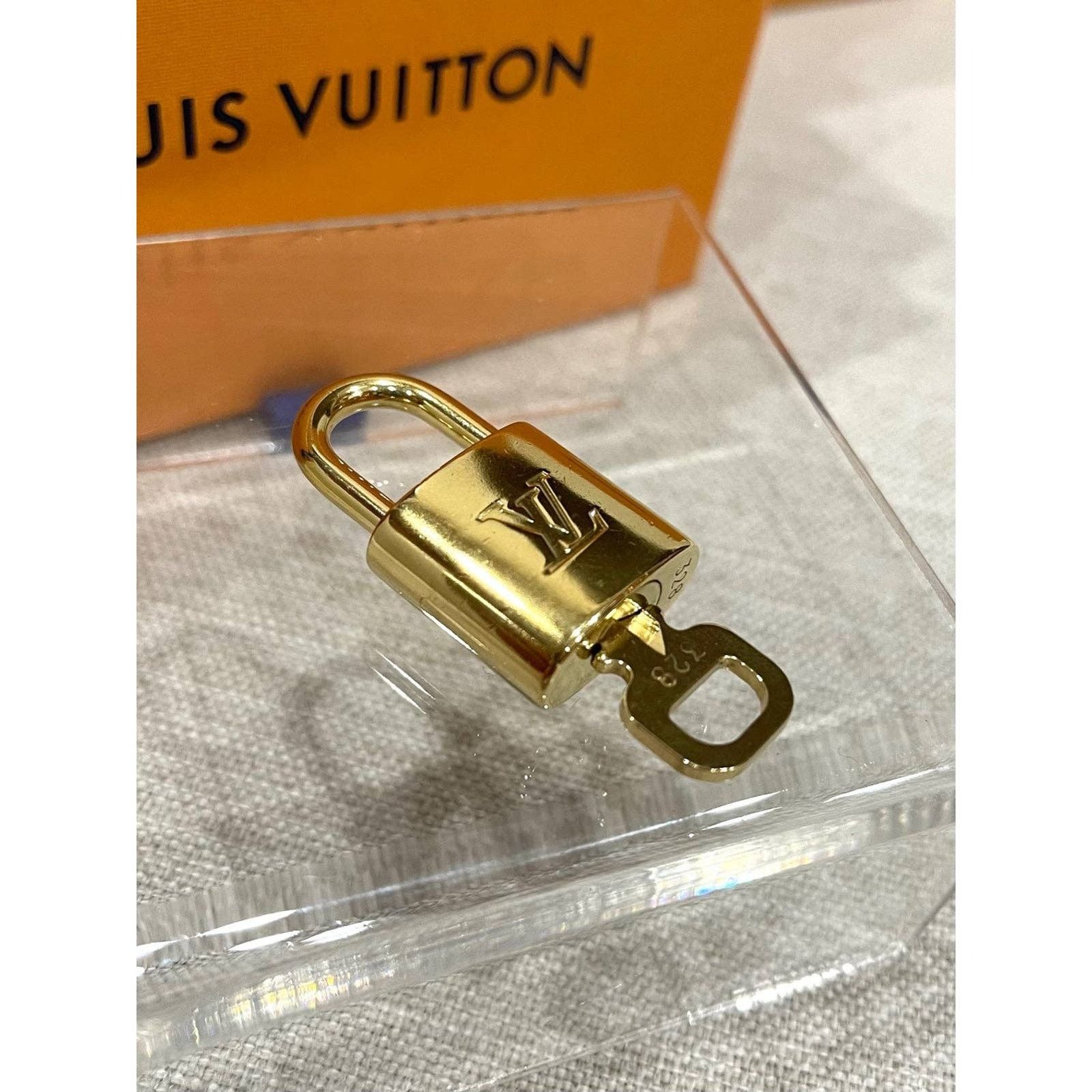 Louis Vuitton Gold Brass Lock and Key Set #328