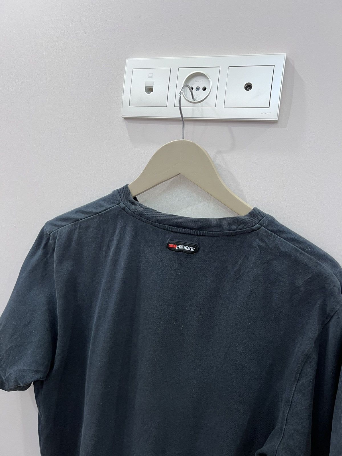 Nike VINTAGE Nike premier tee M Size US M / EU 48-50 / 2 - 5 Thumbnail
