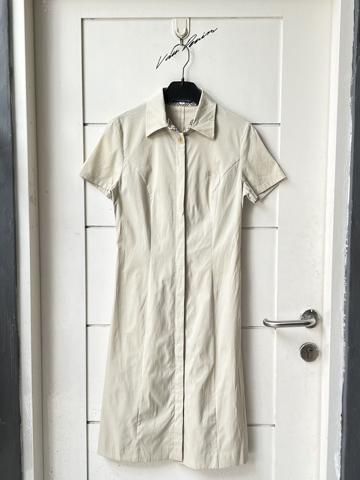 Burberry BURBERRY London Midi Dress Size XS / US 0-2 / IT 36-38 - 1 Thumbnail