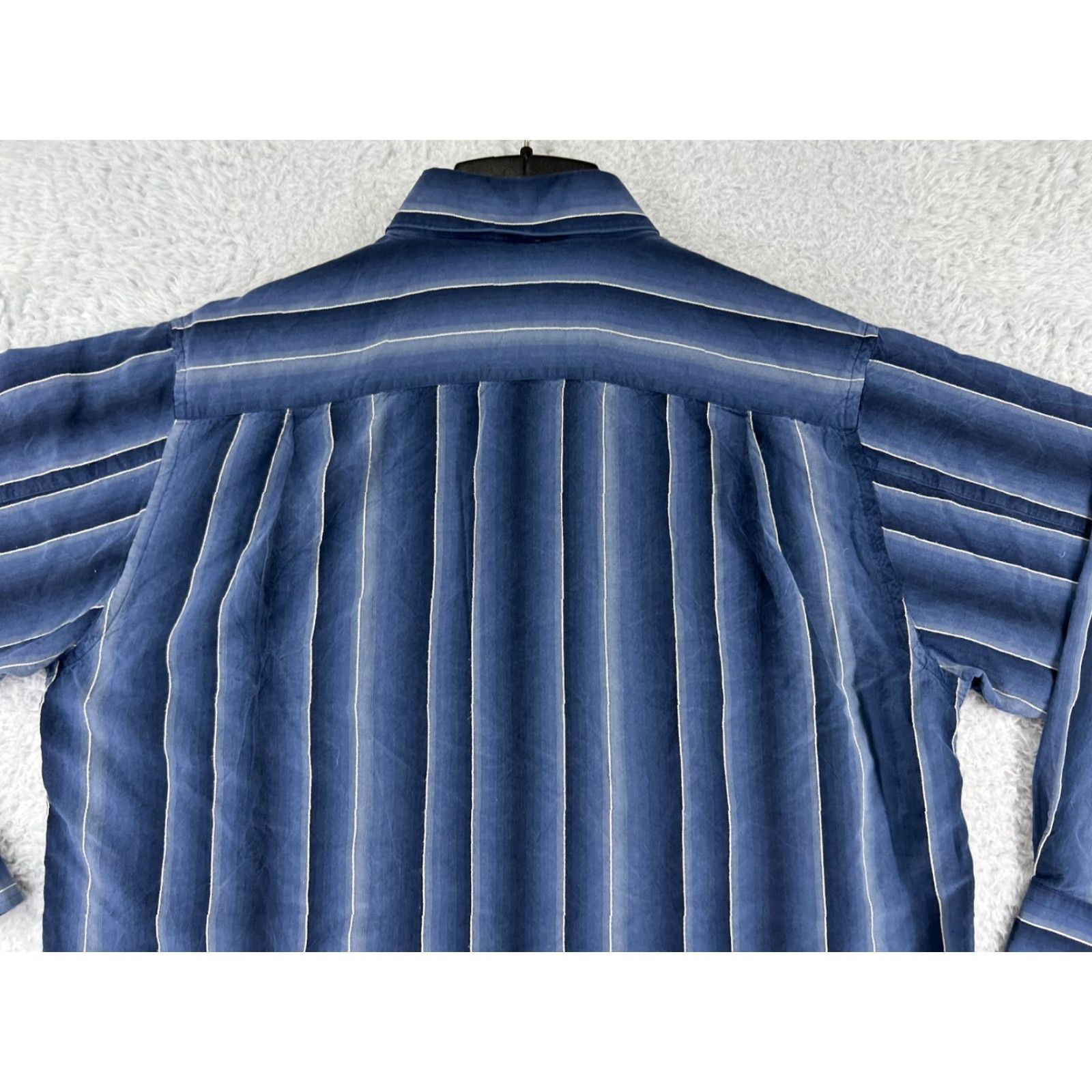 Tommy Bahama Tommy Bahama Shirt Mens XL Blue Striped Silk Button-Up 100% Silk Aloha Beach Hawaiian Vacation Resort Shirt Men Size US XL / EU 56 / 4 - 6 Thumbnail