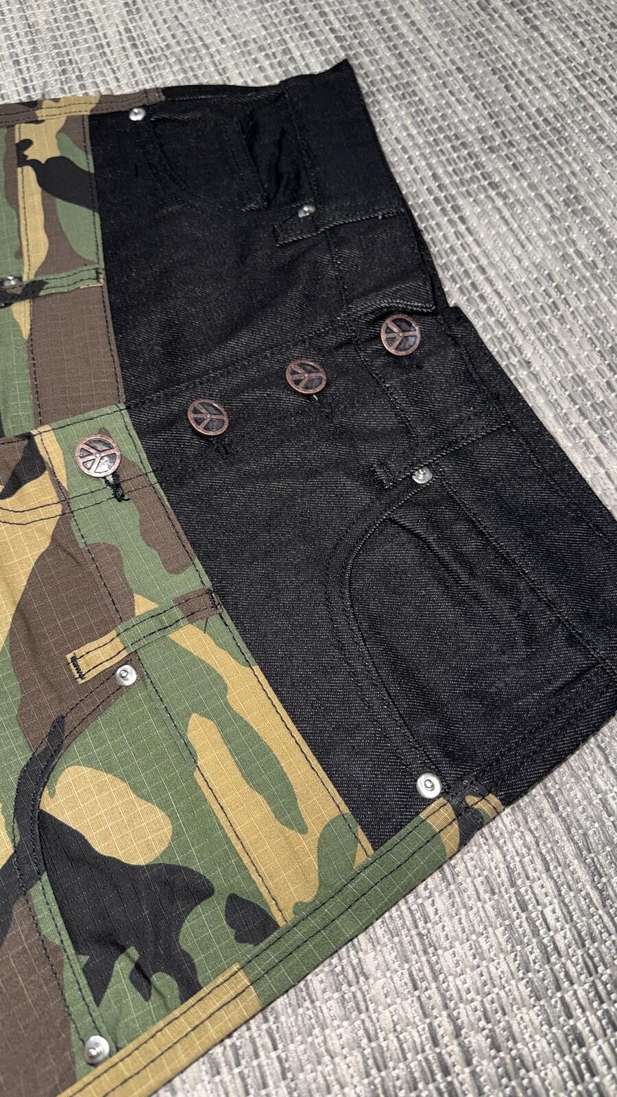 Other Boredom Kills Double Waisted Camo Shorts Size US 30 / EU 46 - 2 Thumbnail