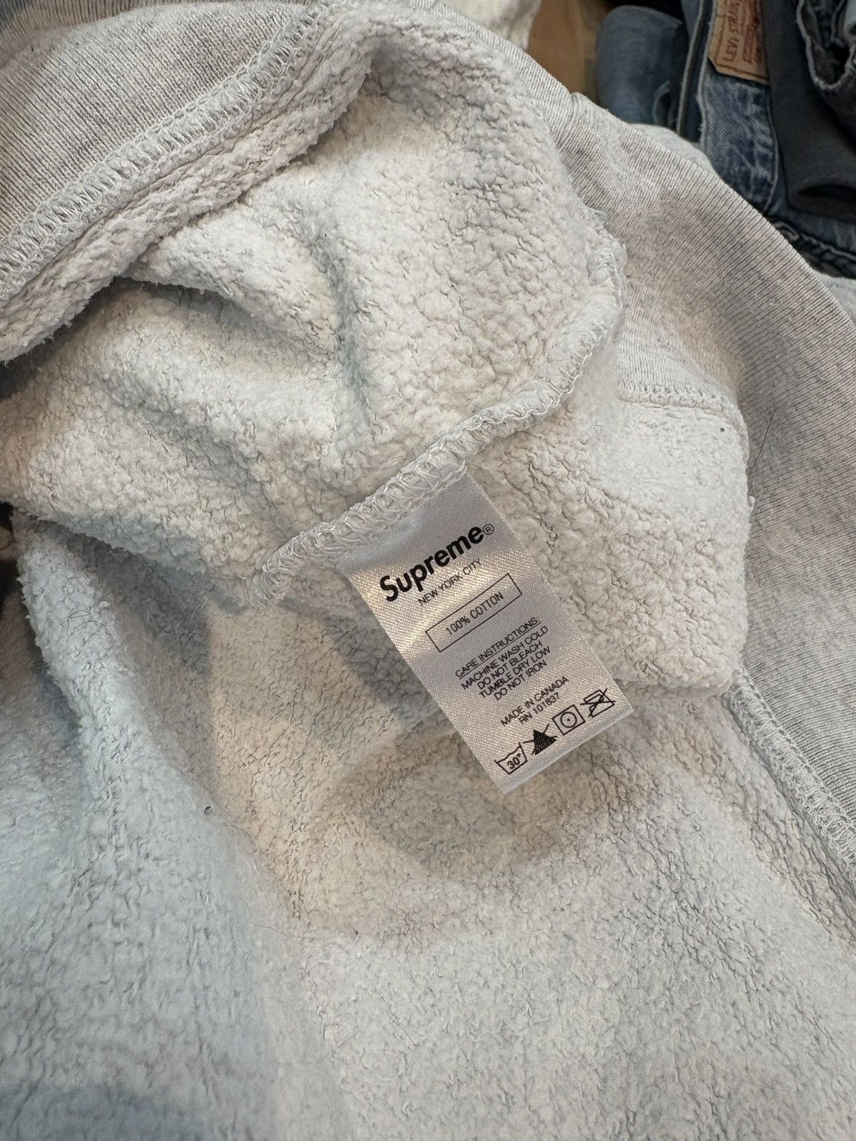 Supreme Supreme love hoodie 2021 heather grey size L made in canada Size US L / EU 52-54 / 3 - 7 Thumbnail