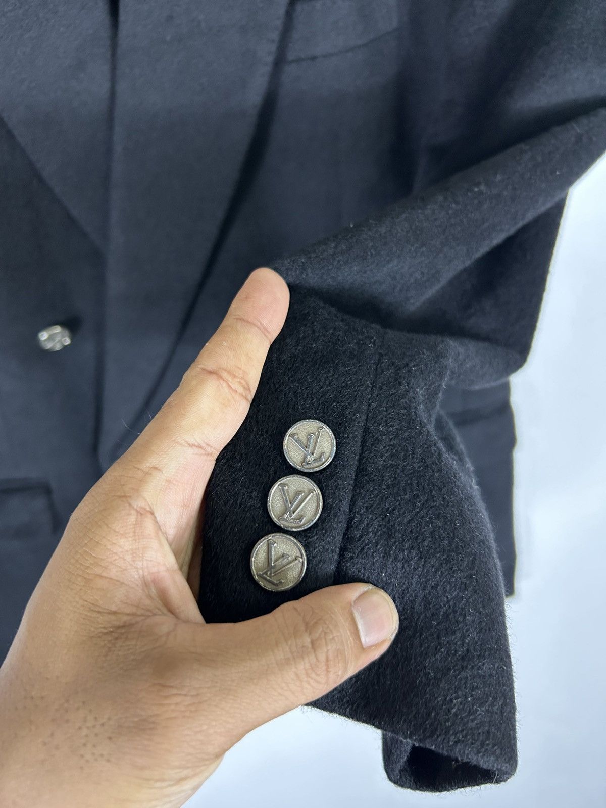 Autumn Cashmere × Japanese Brand 🔥Liberomann Cashmere Tailor Made Button LV Double Breast Size US L / EU 52-54 / 3 - 8 Thumbnail