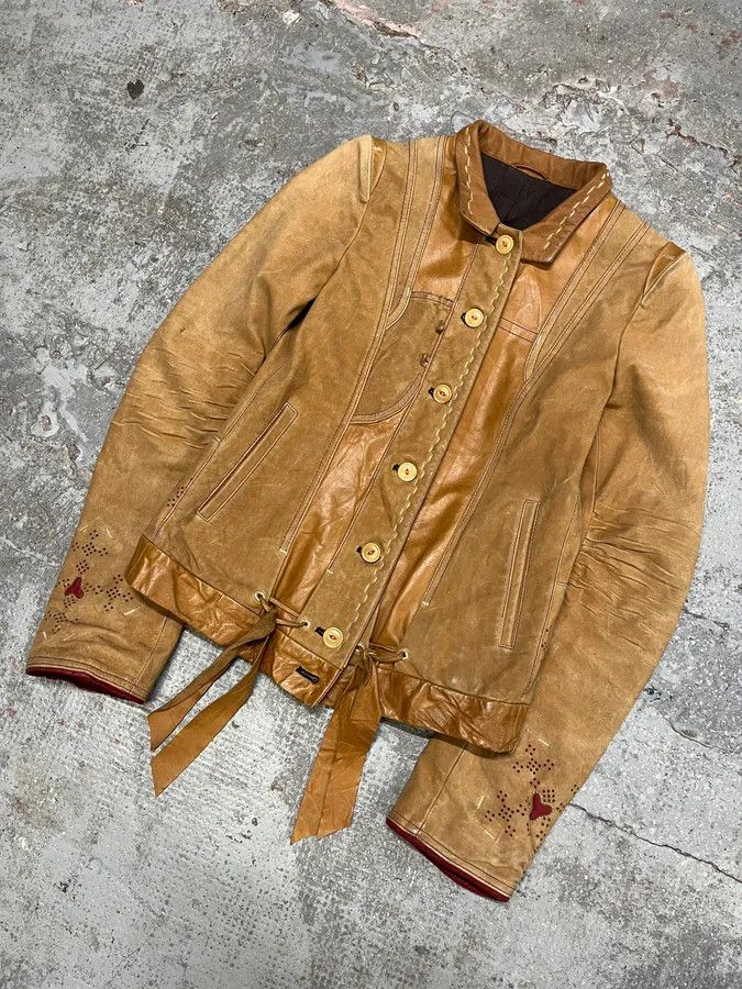 Marithe + Francois Girbaud 2000s Marithé + François Girbaud Beige Leather Buttoned Jacket Size M / US 6-8 / IT 42-44 - 2 Thumbnail