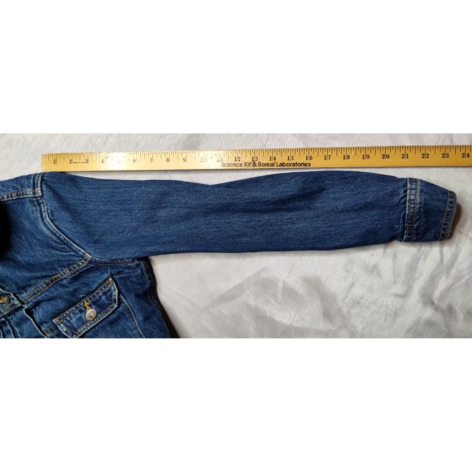 Old Navy VINTAGE Old Navy Women XS Sherpa Faux Fur Lined Blue Denim Trucker Jacket Size XS / US 0-2 / IT 36-38 - 6 Thumbnail