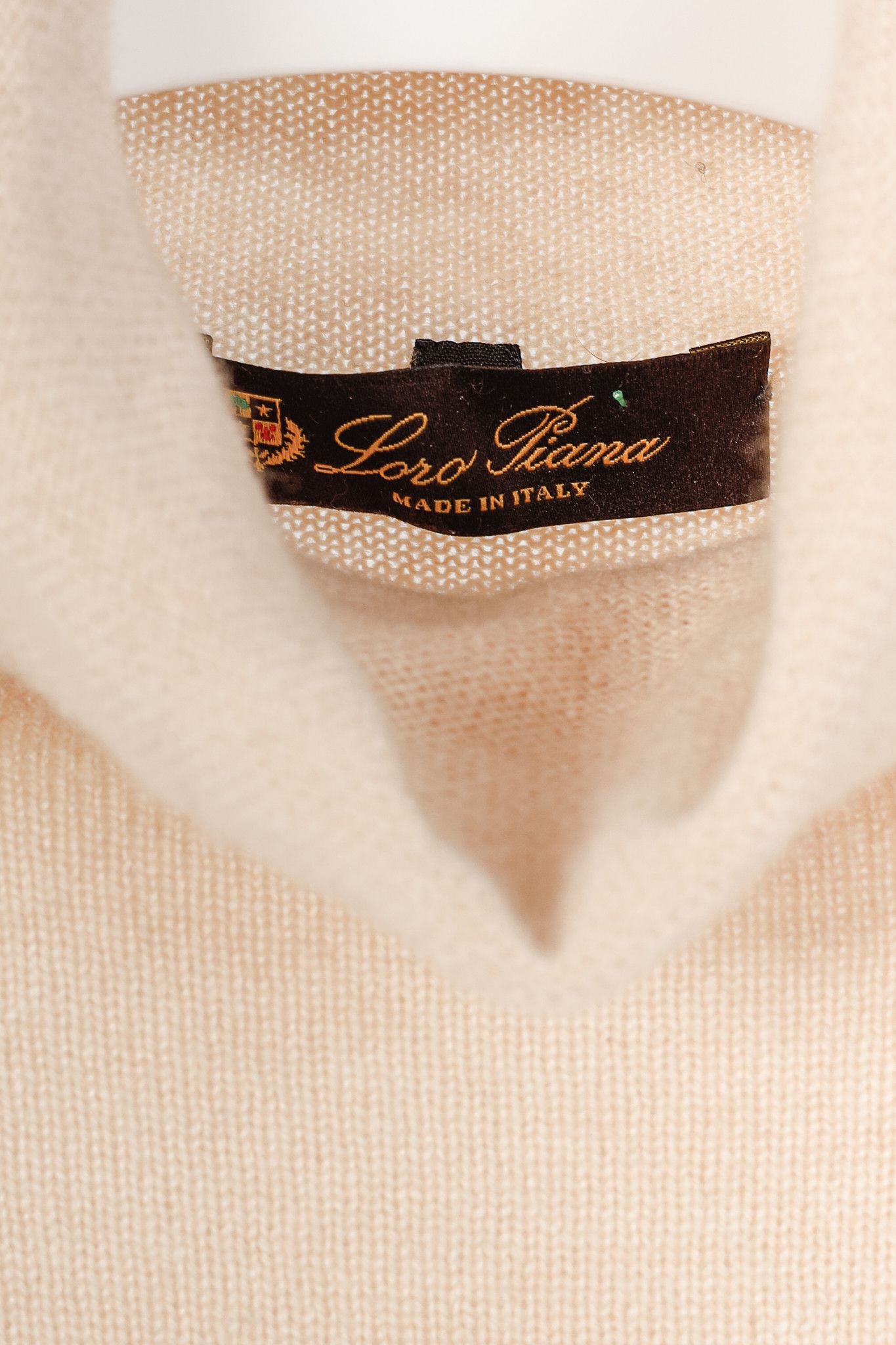 Loro Piana Loro Piana Cream Cashmere Turtleneck Sweater Size S / US 4 / IT 40 - 4 Thumbnail