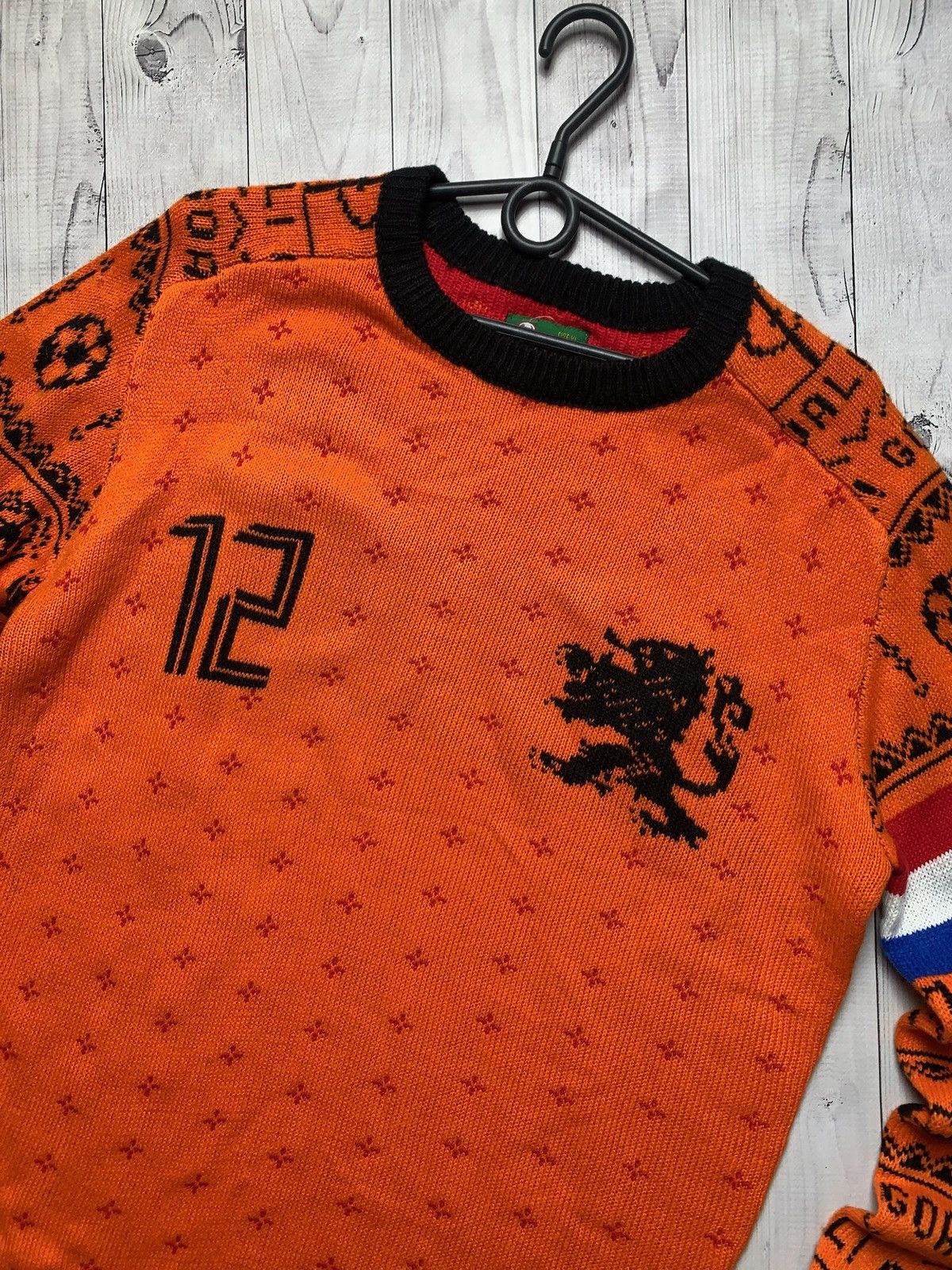 Vintage Vintage Nederland soccer sweater merry Christmas XL rare Size US XL / EU 56 / 4 - 3 Thumbnail