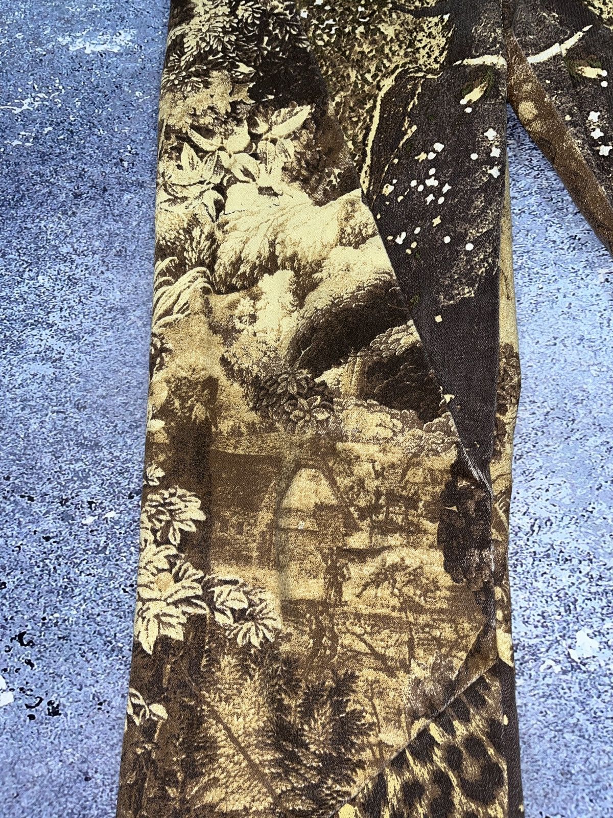 Japanese Brand Y2k Robeto Cavalli style Baroque Art Flared Denim Pants Size 27" / US 4 / IT 40 - 2 Thumbnail