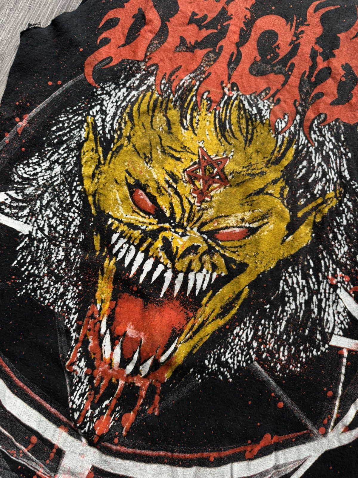Vintage Deicide cropped t-shirt Tank top del tour Legion 1992 Size US S / EU 44-46 / 1 - 3 Thumbnail