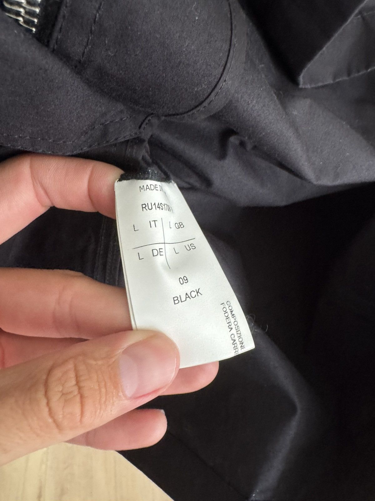 Rick Owens Vicious Asymmetric Zip Size US L / EU 52-54 / 3 - 4 Thumbnail