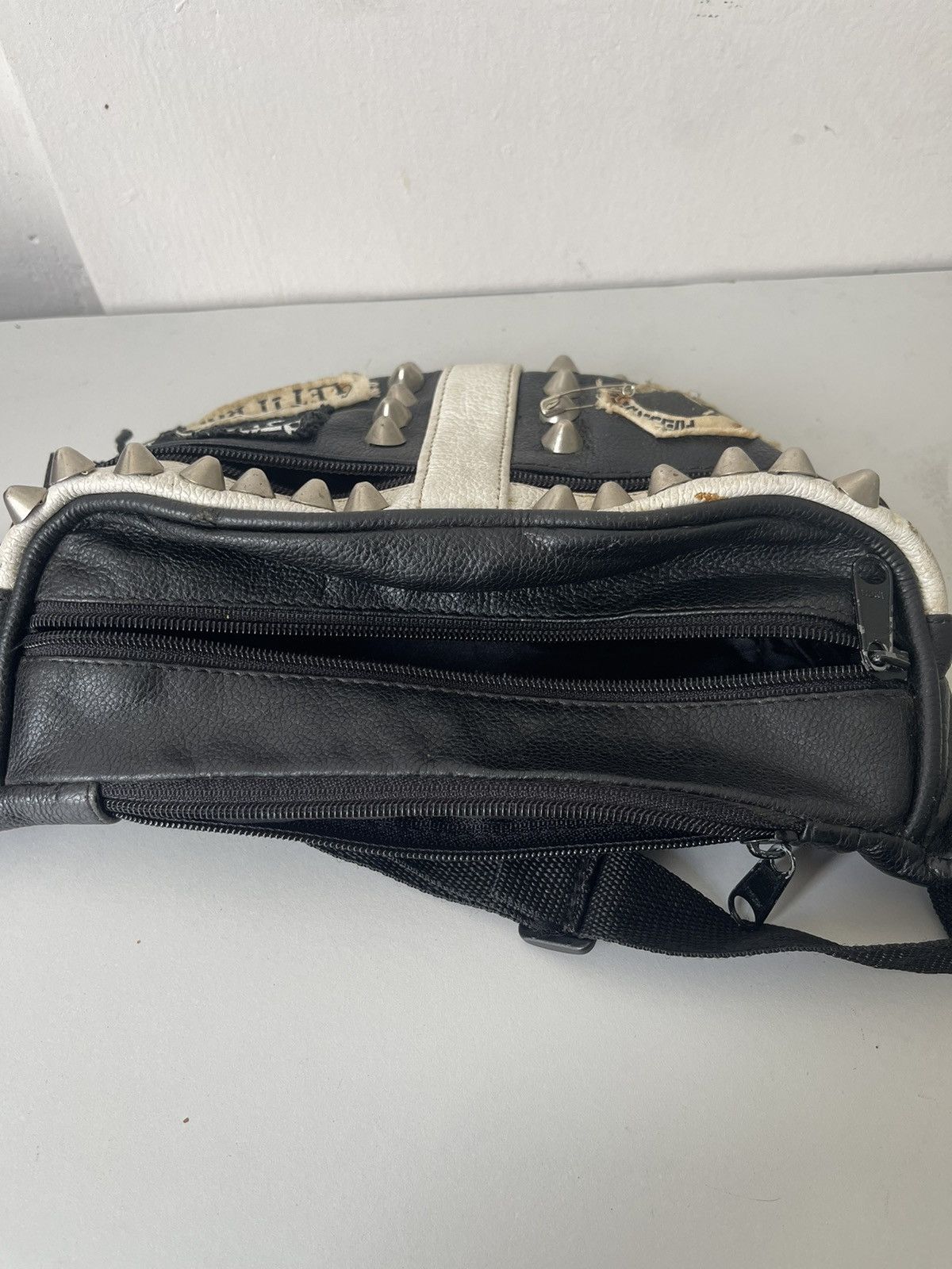 Japanese Brand Hellcat Punks Anarchic Studded Waistbag Size ONE SIZE - 10 Thumbnail