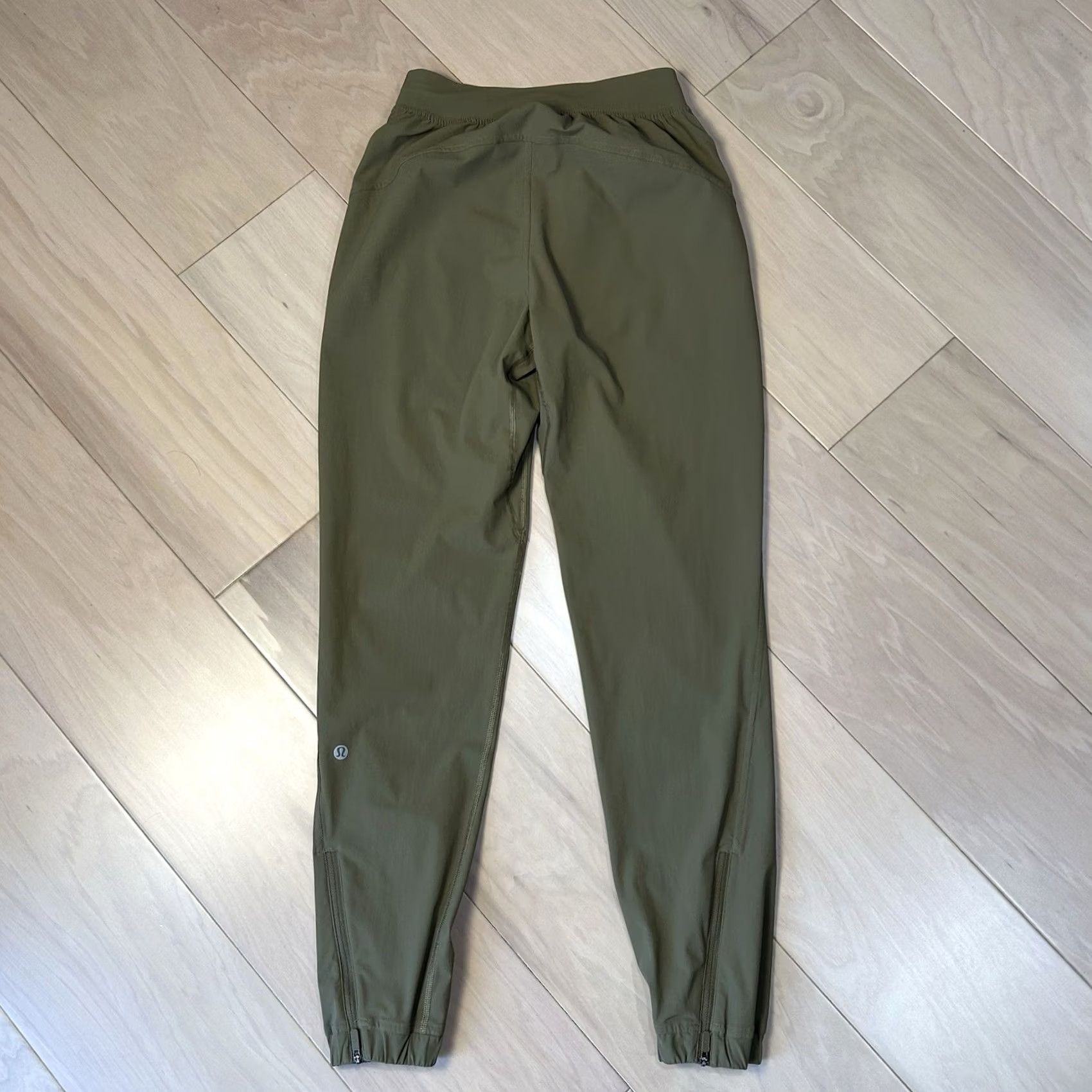 Lululemon Lululemon Adapted State Jogger Pants Women’s 2 Tan Solid Pockets Stretch Regular 28 Inseam City Apparel Athleisure Womens Size 26" / US 2 / IT 38 - 3 Thumbnail