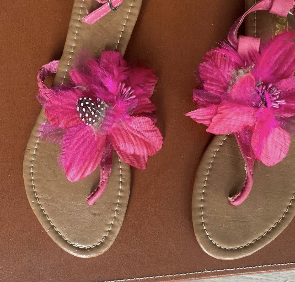 Other VINTAGE YOKI HOT PINK SANDALS FLATS Size US 7 / IT 37 - 7 Thumbnail