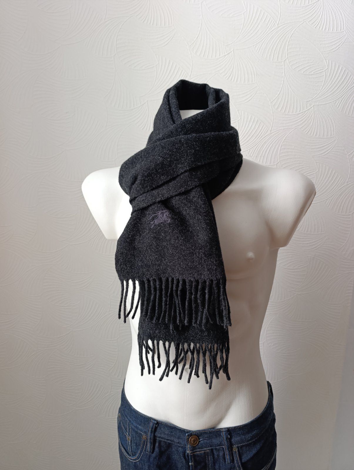 Burberry BURBERRY VINTAGE LAMB WOOL SCARF UNISEX Size ONE SIZE - 2 Thumbnail