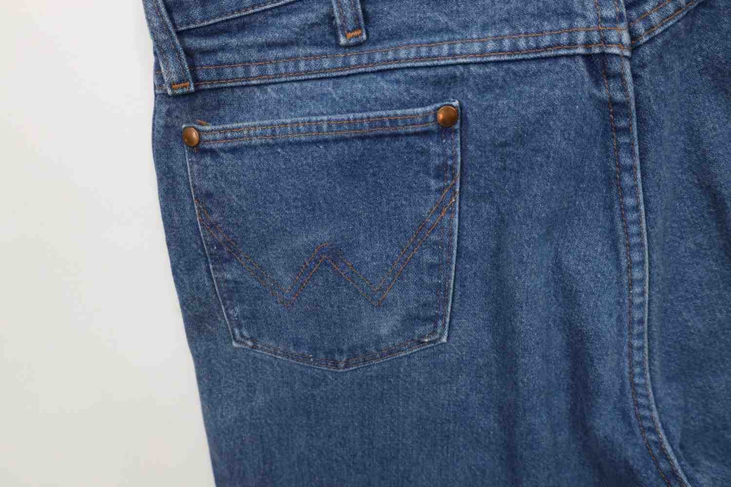 Wrangler Vintage 90s Wrangler Western Straight Leg Jeans Blue USA Size US 34 / EU 50 - 13 Thumbnail
