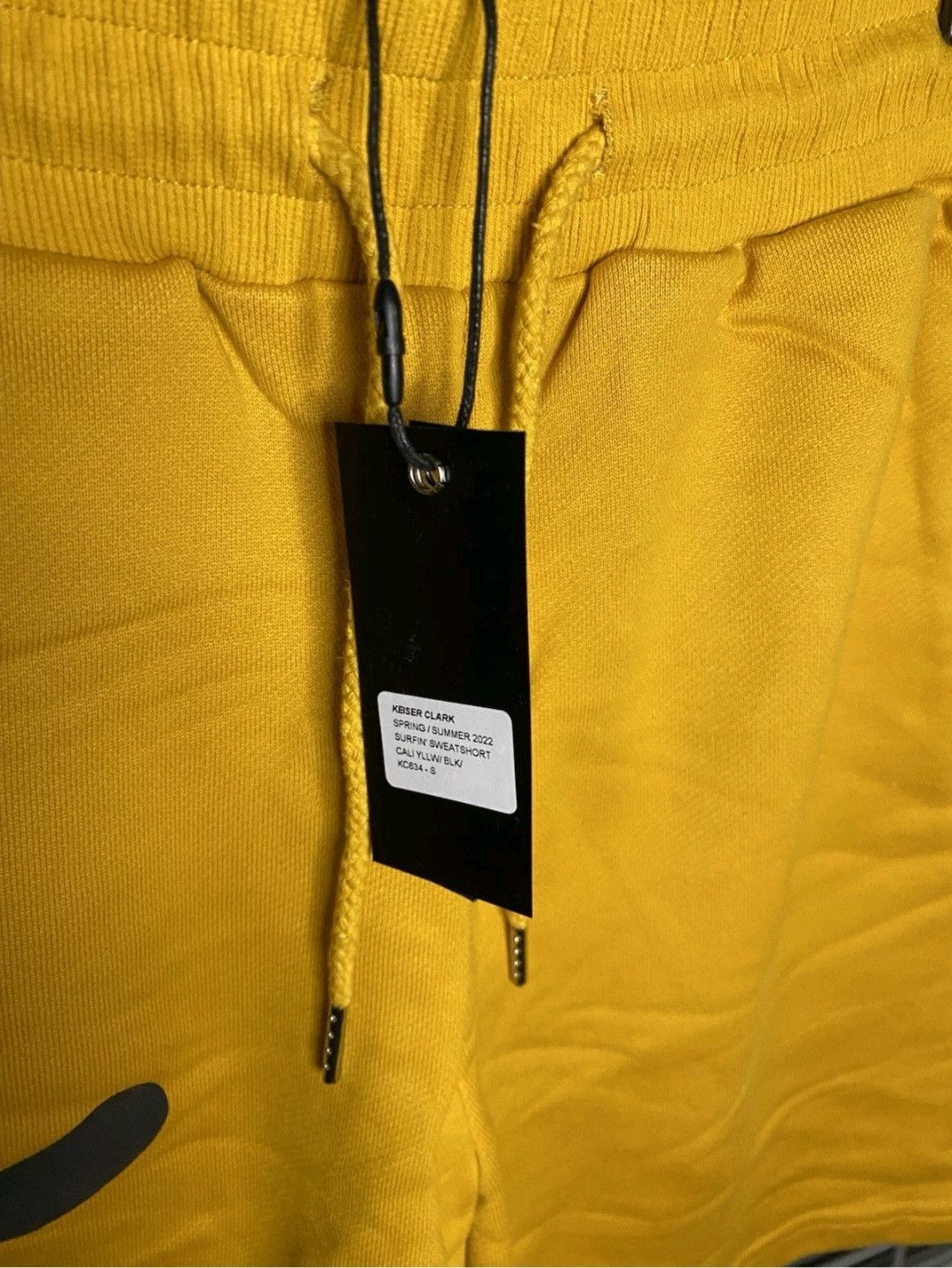 Keiser Clark KEISER CLARK SURFIN' SWEATSHORT CALI YELLOW BLACK Size Small Size US 34 / EU 50 - 4 Thumbnail