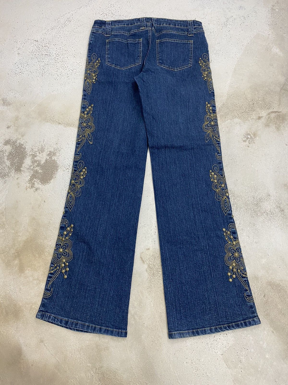 If Six Was Nine × Japanese Brand × Le Grande Bleu (L.G.B.) Flare Andre Denim Floral Embroidery Boho Chic Style Elegant Size US 31 - 10 Thumbnail
