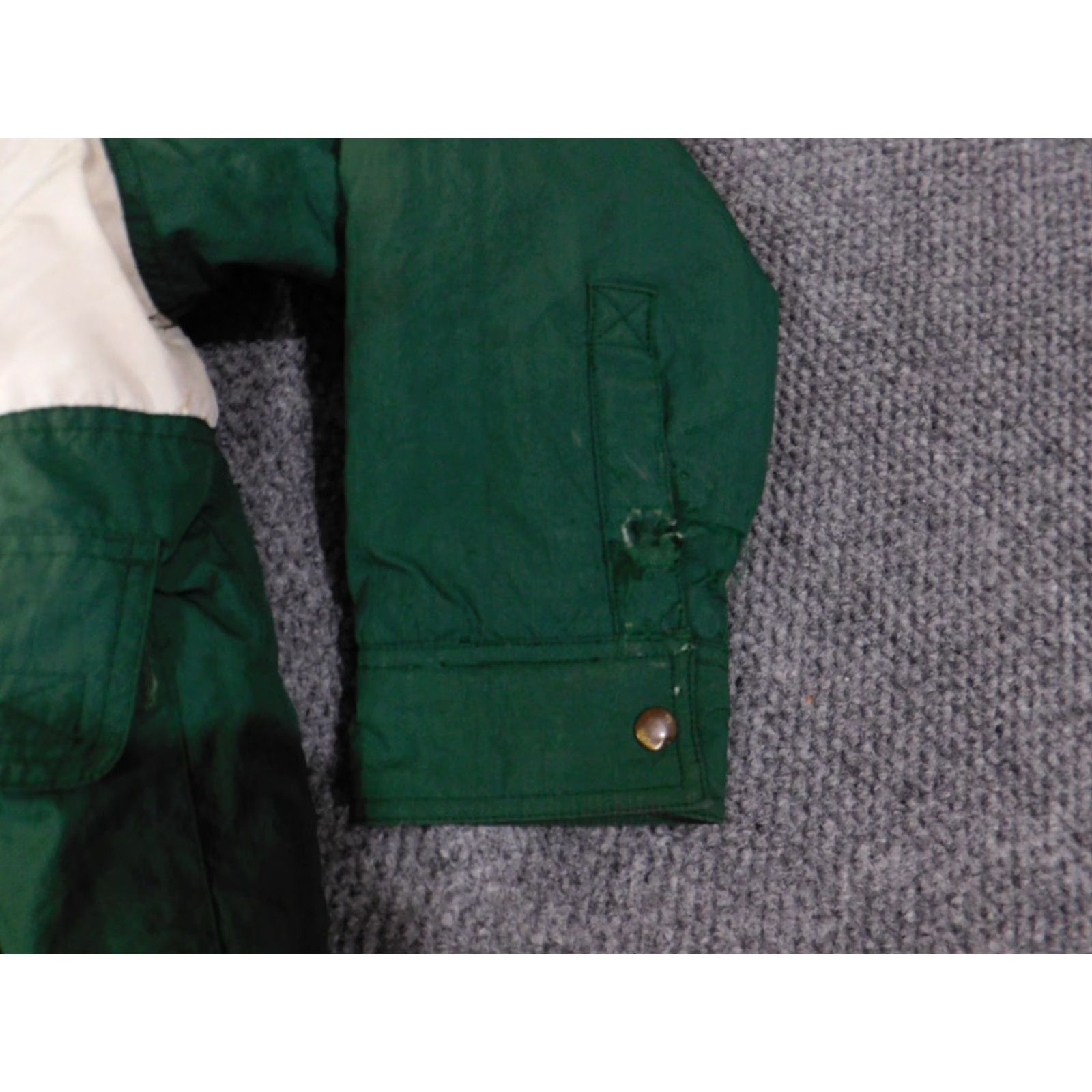Nike VINTAGE Nike Jacket Small Green Puffer 90s S Zip Lined Nylon Retro Embroidered Mens Regular Autumn Winter Size US S / EU 44-46 / 1 - 3 Thumbnail