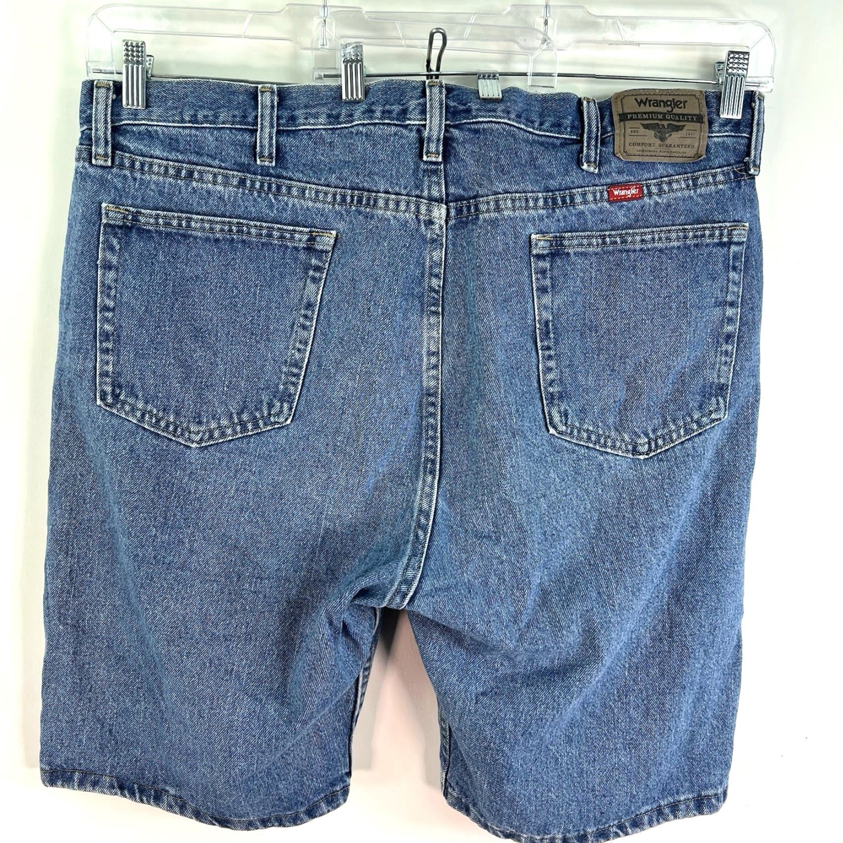 Wrangler Wrangler Denim Bermuda Shorts Men's Size 40 Blue Relaxed Fit 5-Pocket Mid Rise Summer 90s Size US 40 / EU 56 - 3 Thumbnail