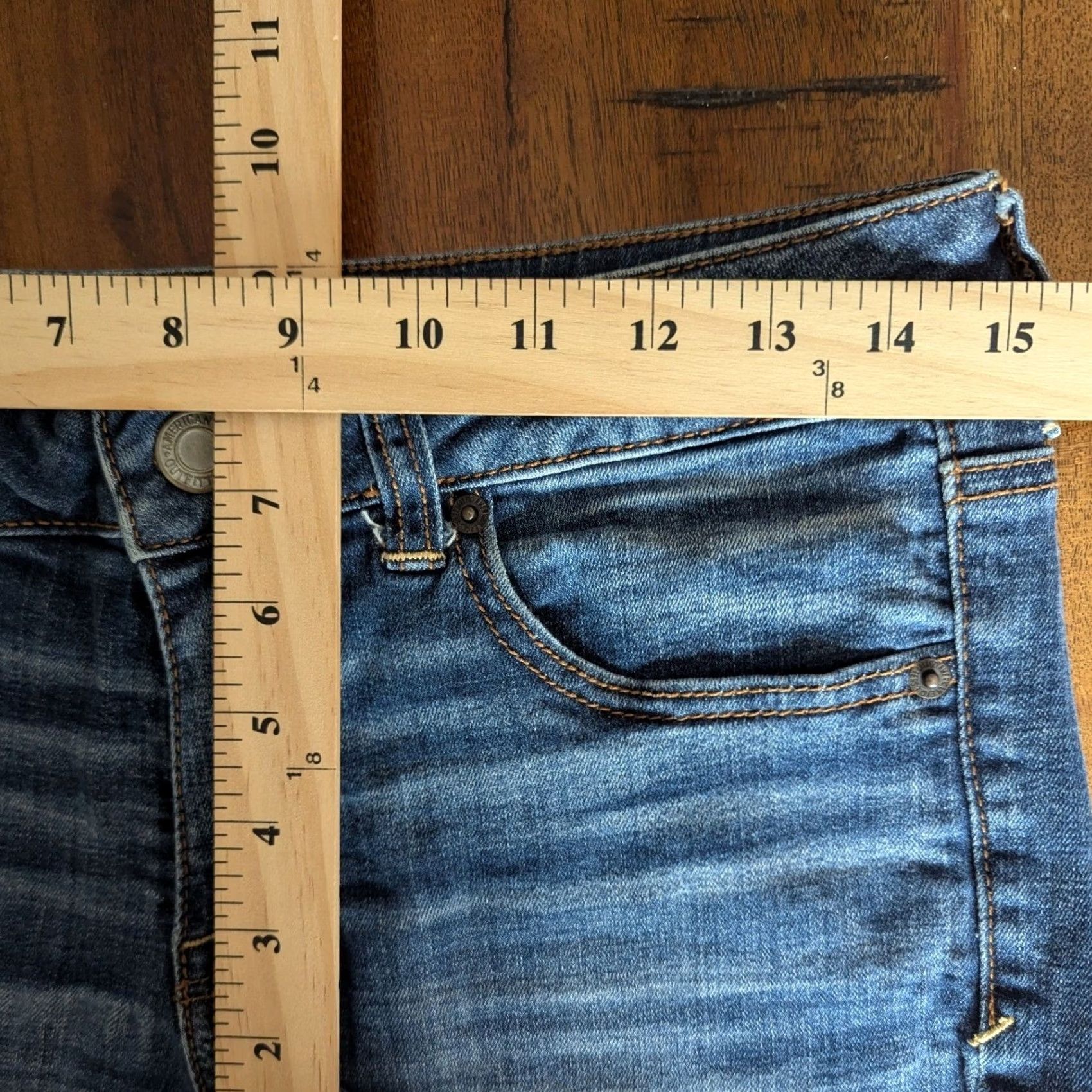 American Eagle Outfitters American Eagle Outfitters Shortie Jean Shorts Cut-Off Medium Wash 29 Blue Womens Casual Retro Y2K Stretch Denim Shorts Size 29" - 4 Thumbnail