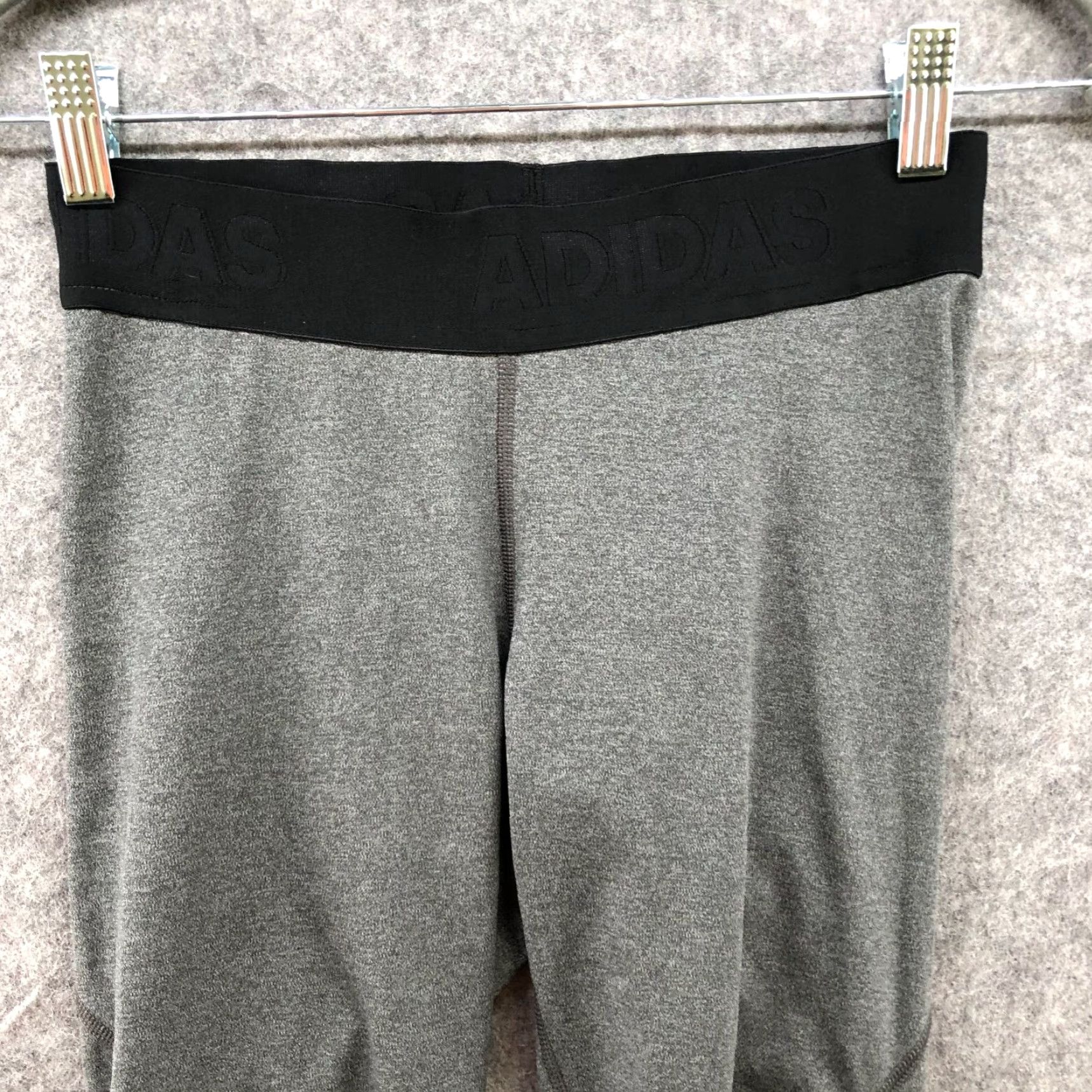 Adidas Adidas Leggings Womens S Gray Cropped 3/4 Mid Rise Active Alphaskin Yoga Gym Size 28" / US 6 / IT 42 - 3 Thumbnail