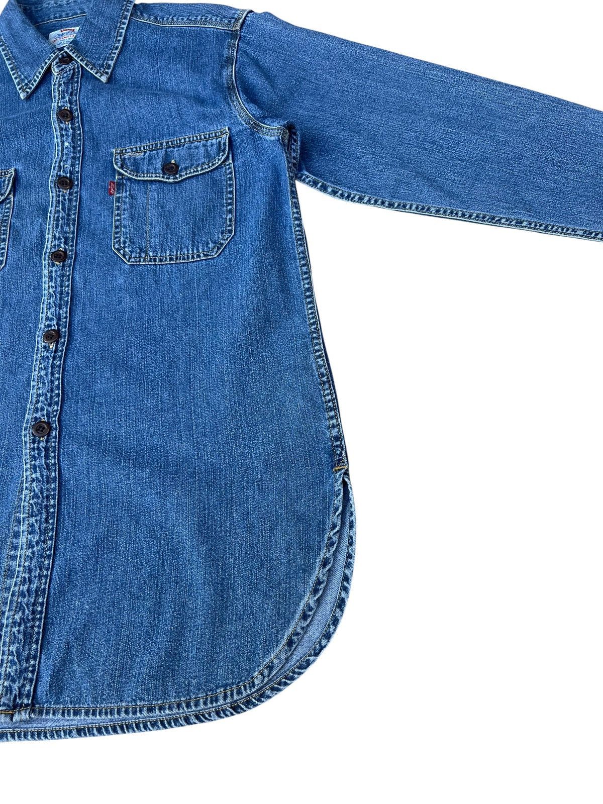 Levi's Vintage 1998 Levi’s Fade Blue Denim Work Shirt Size US M / EU 48-50 / 2 - 7 Thumbnail
