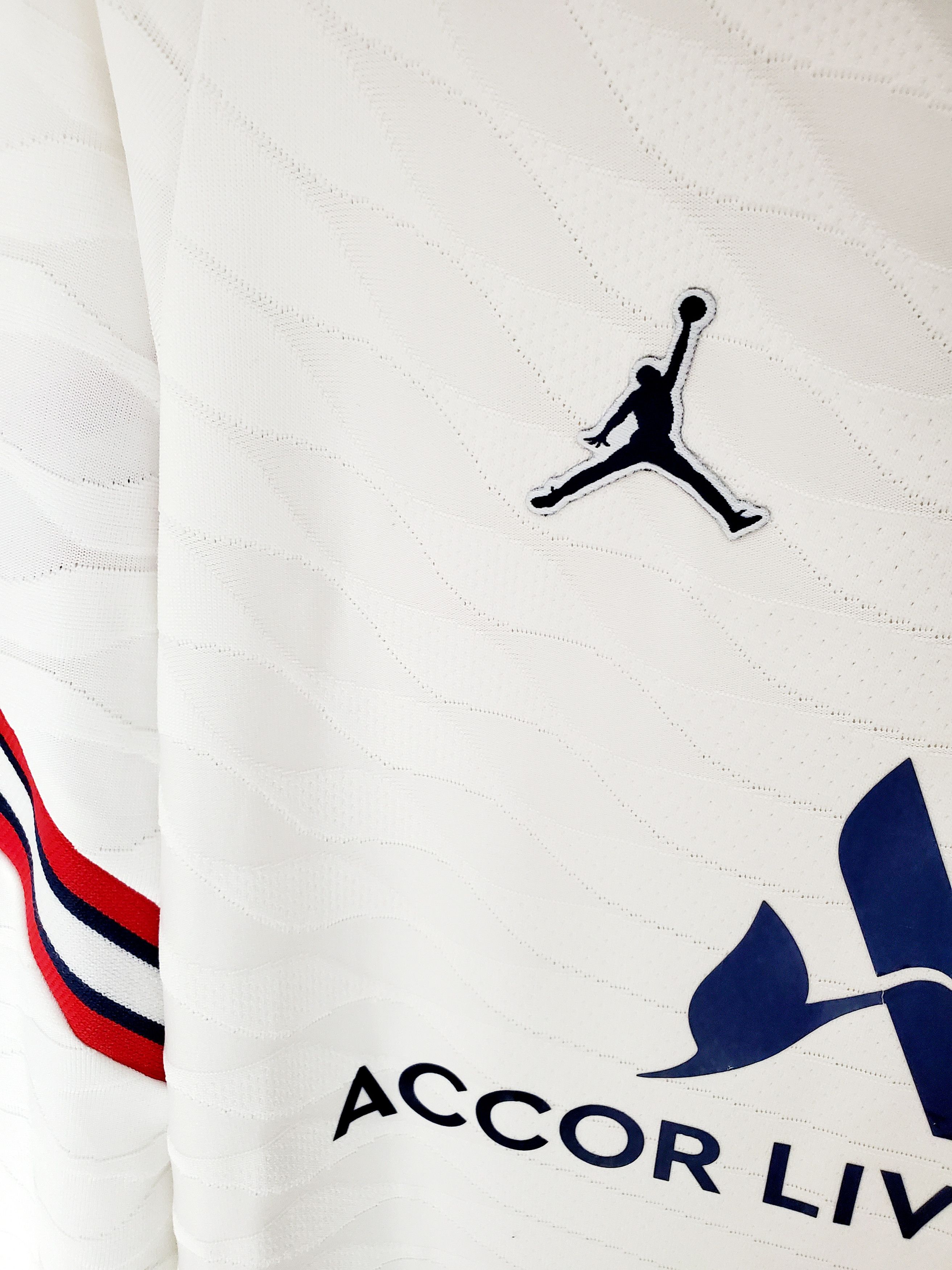 Jordan Brand PARIS SAINT GERMAIN 2021 2022 TRAINING TOP PLAYER ISSUE S Size US S / EU 44-46 / 1 - 3 Thumbnail