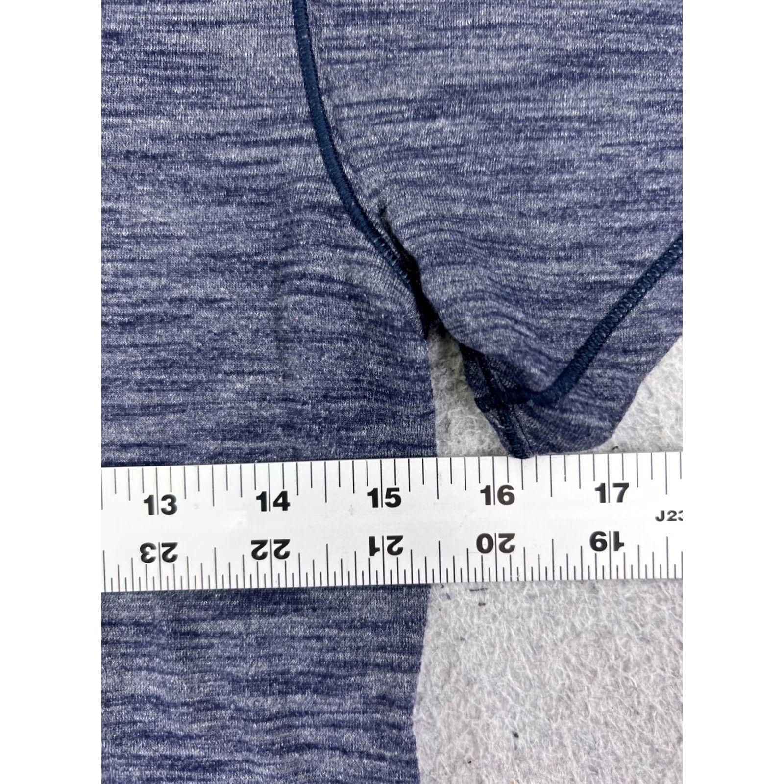 Lululemon Lululemon Shirt Women 6 Blue Intensi-Tee Luon Light Short Sleeve Gym Workout Shirt Womens 6 Blue Intensi-Tee Luon Light Short Sleeve Gym Workout Size M / US 6-8 / IT 42-44 - 7 Thumbnail