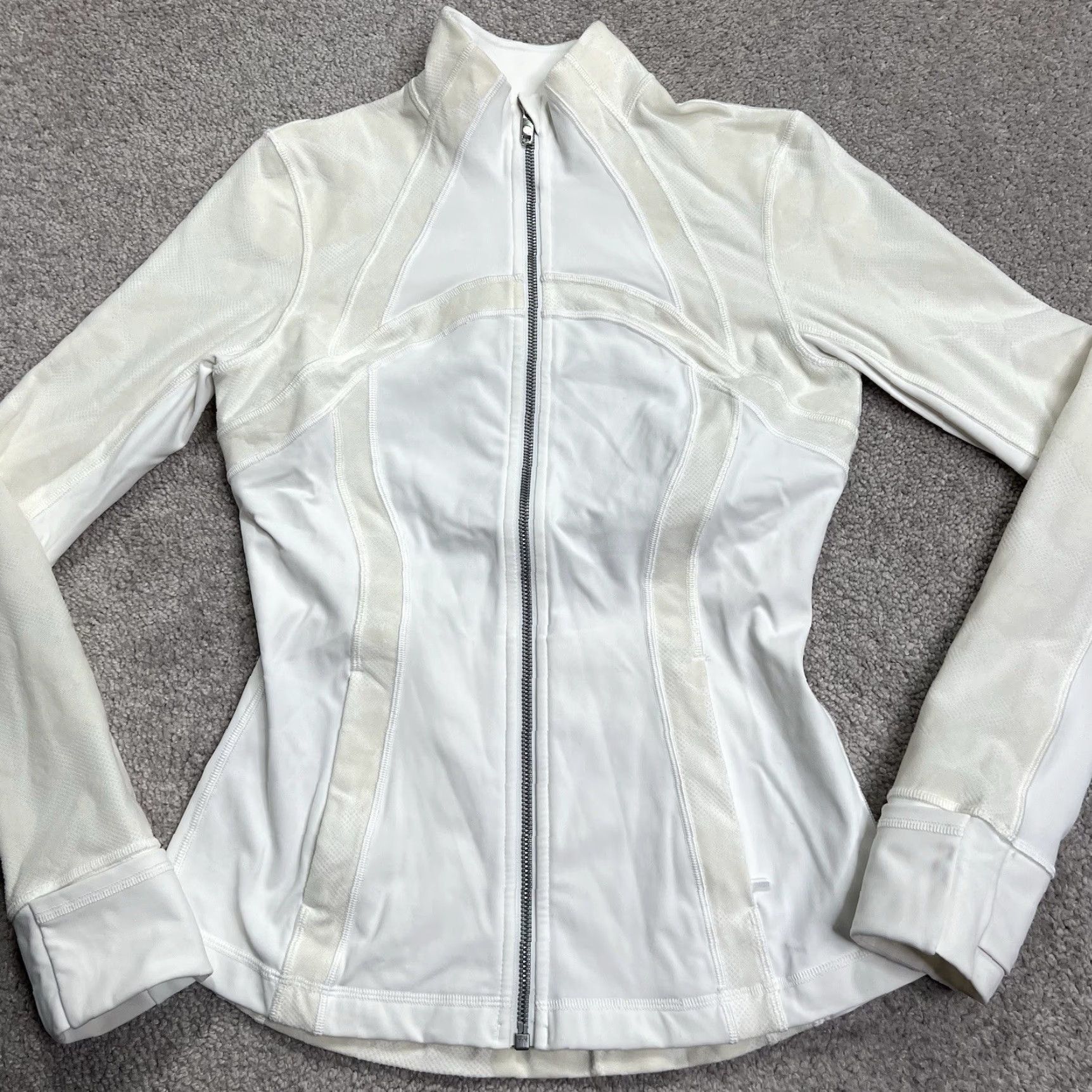 Lululemon Lululemon Define Jacket Women Size 6 Floral Texture White Ivory Full Zip Stretch Size M / US 6-8 / IT 42-44 - 2 Thumbnail