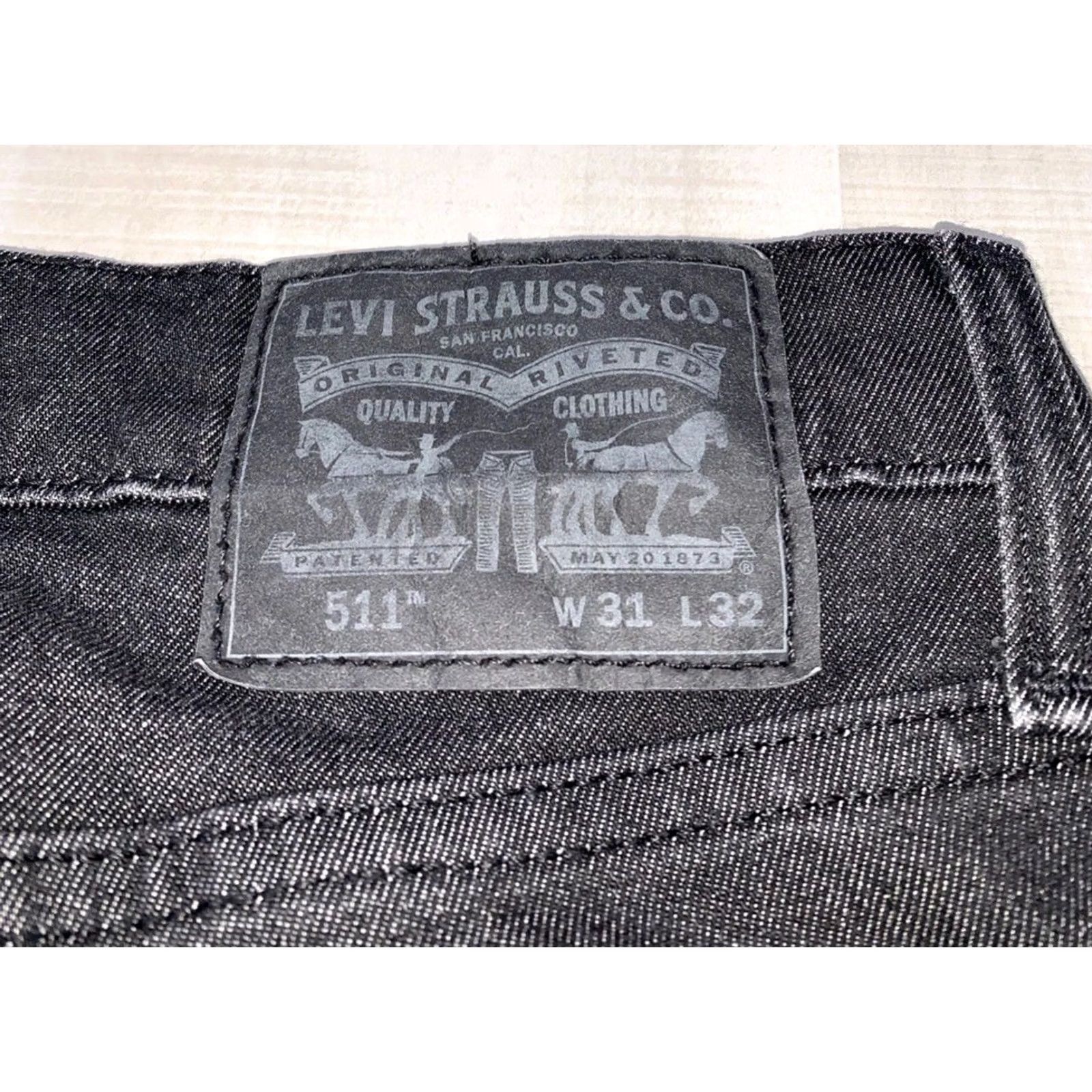 Levi's Levi’s 511 Black Flex Distressed Jeans 31x32 Mens Denim Straight Style Regular 5-Pocket Zip Modern Dark Wash Size US 31 - 7 Thumbnail