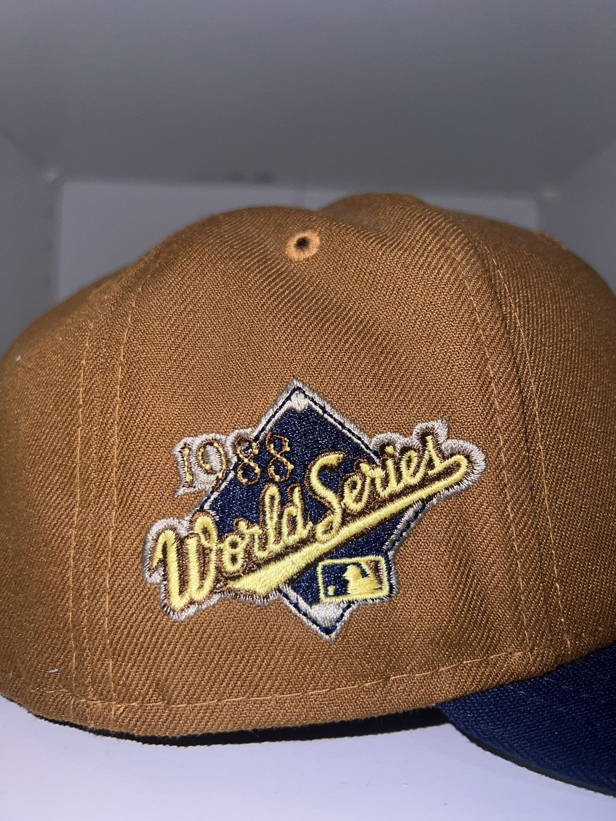 MLB 1988 World Series Dodger Hat Size ONE SIZE - 3 Thumbnail